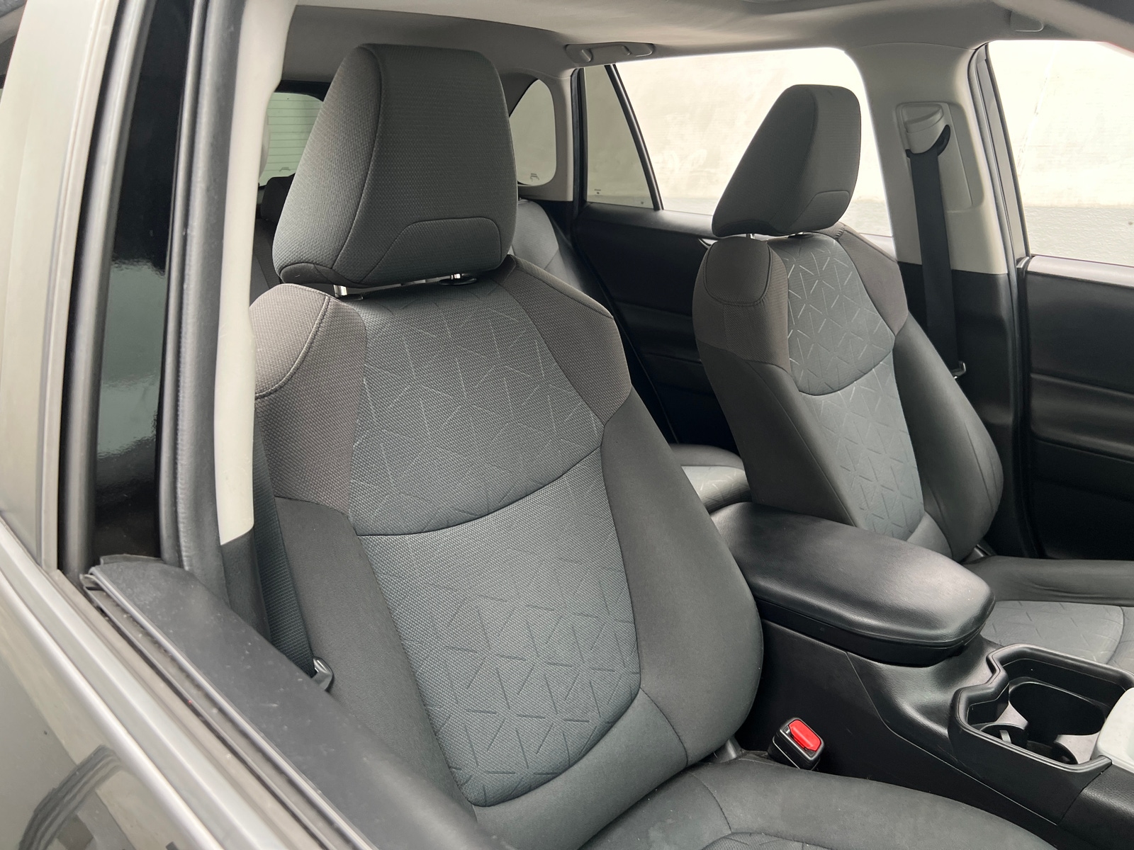 Thumbnail: 2020 Toyota RAV4 - 2