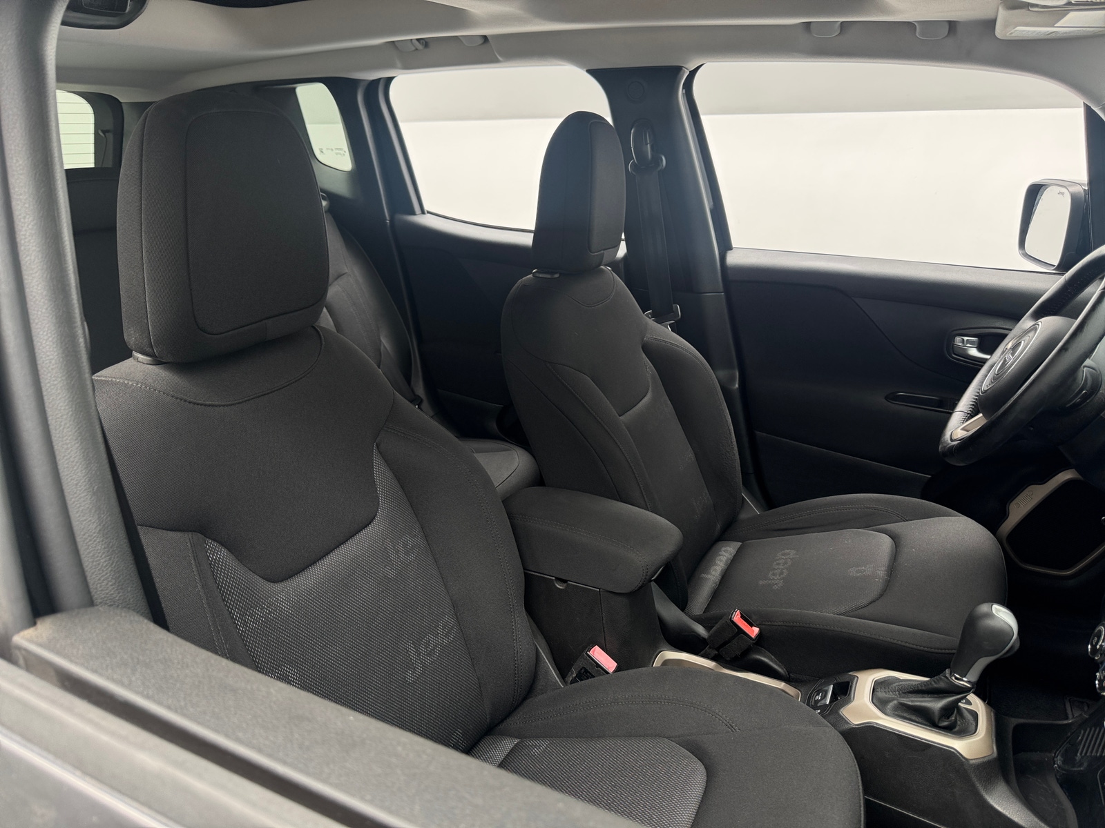 Thumbnail: 2017 Jeep Renegade - 2