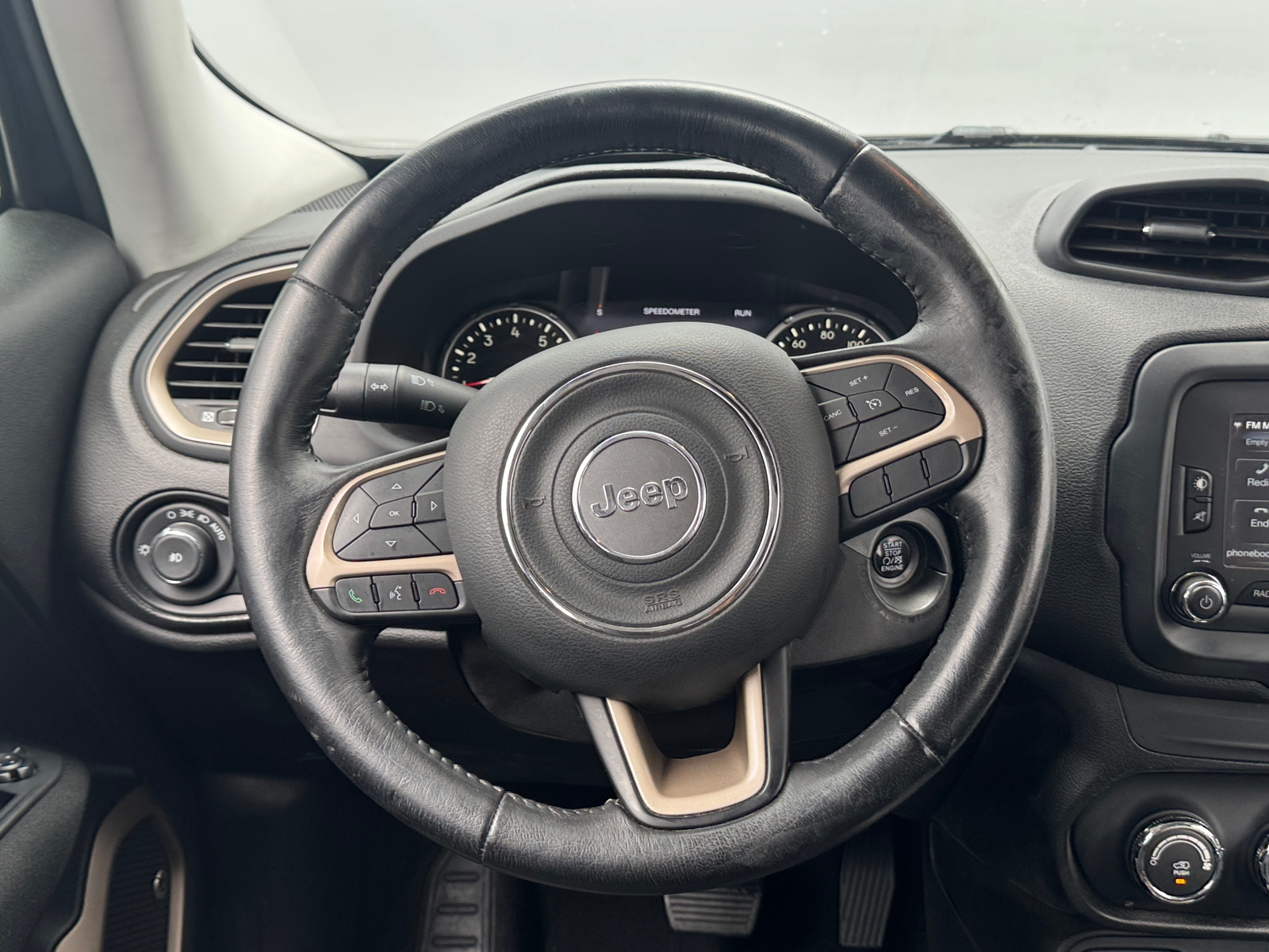 Thumbnail: 2017 Jeep Renegade - 5