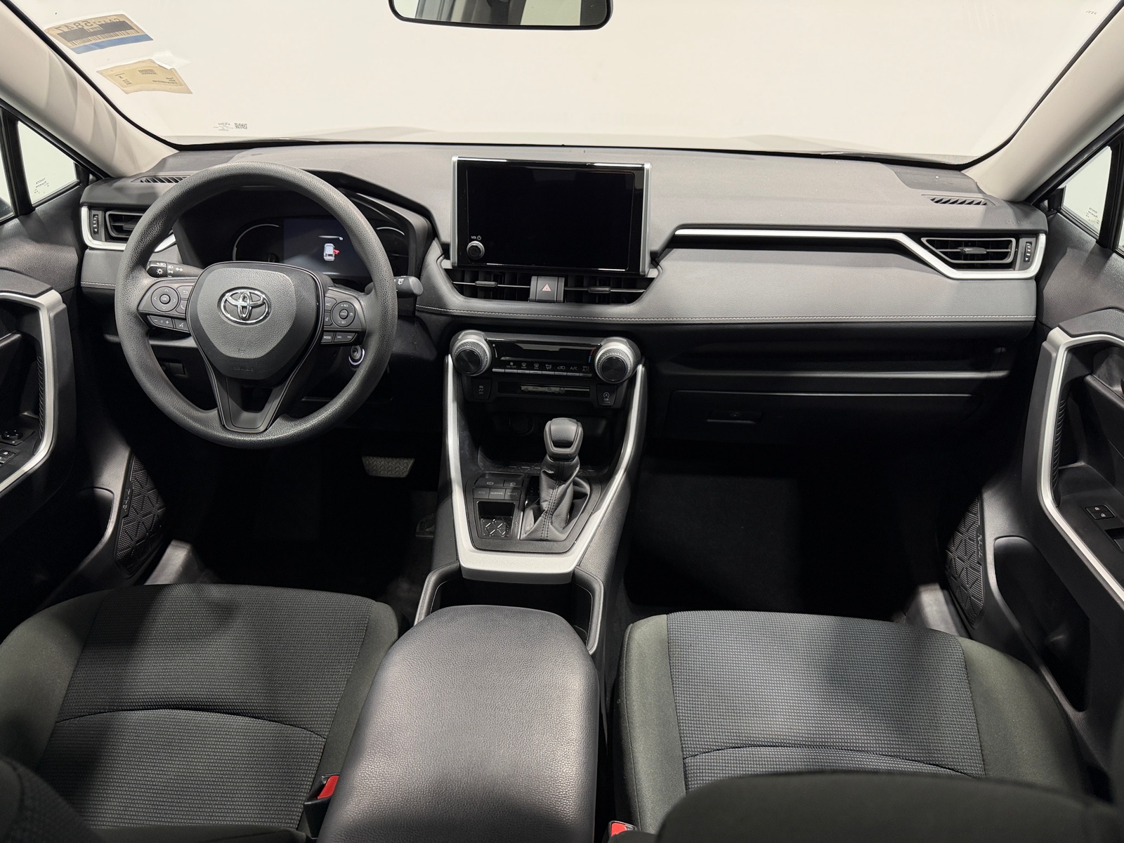 Thumbnail: 2024 Toyota RAV4 - 3