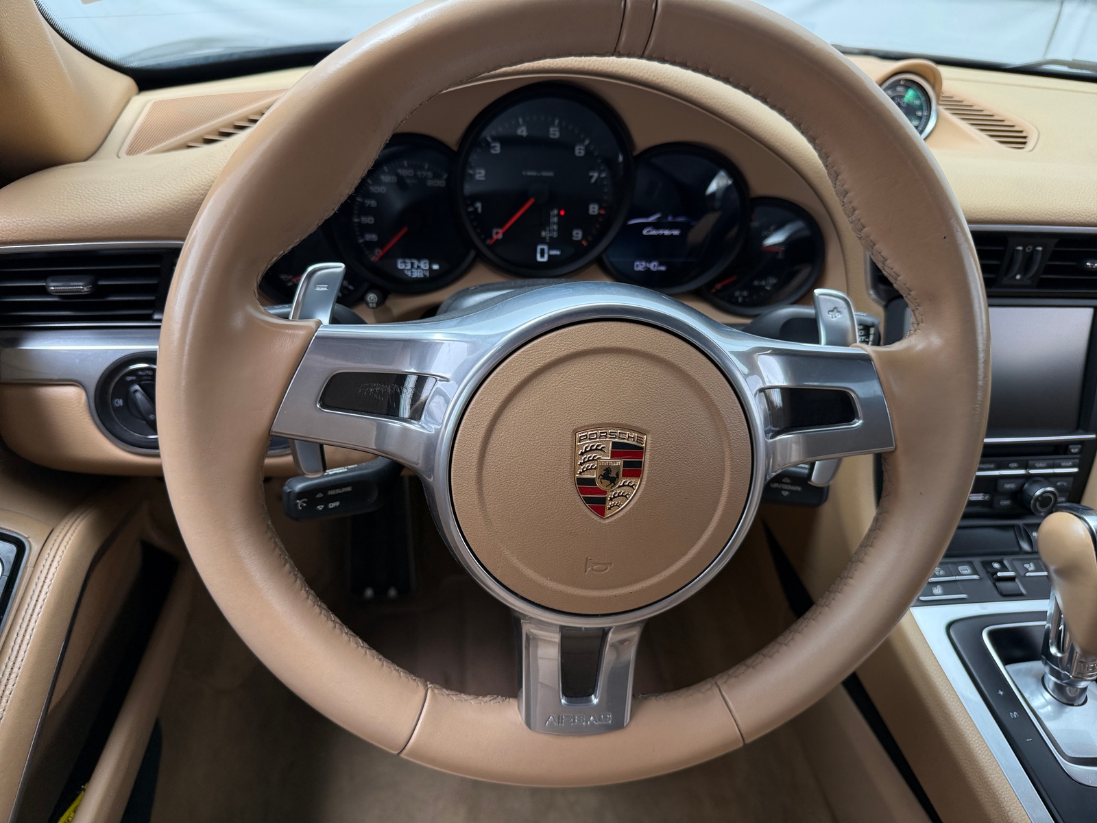 Thumbnail: 2013 Porsche 911 - 4