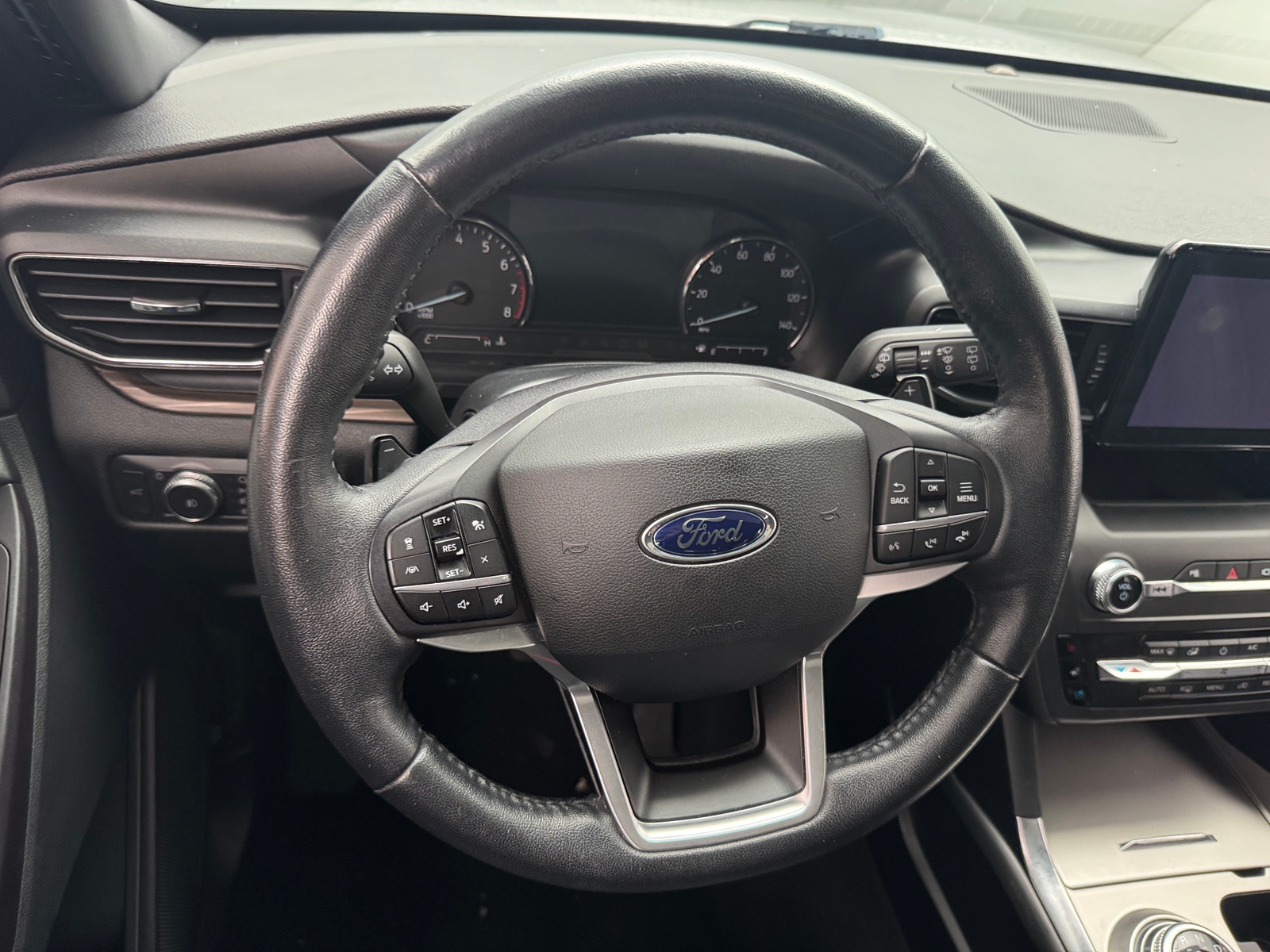 Thumbnail: 2020 Ford Explorer - 4
