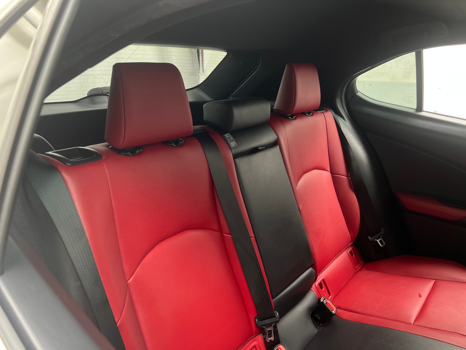Thumbnail: 2021 Lexus UX - 5