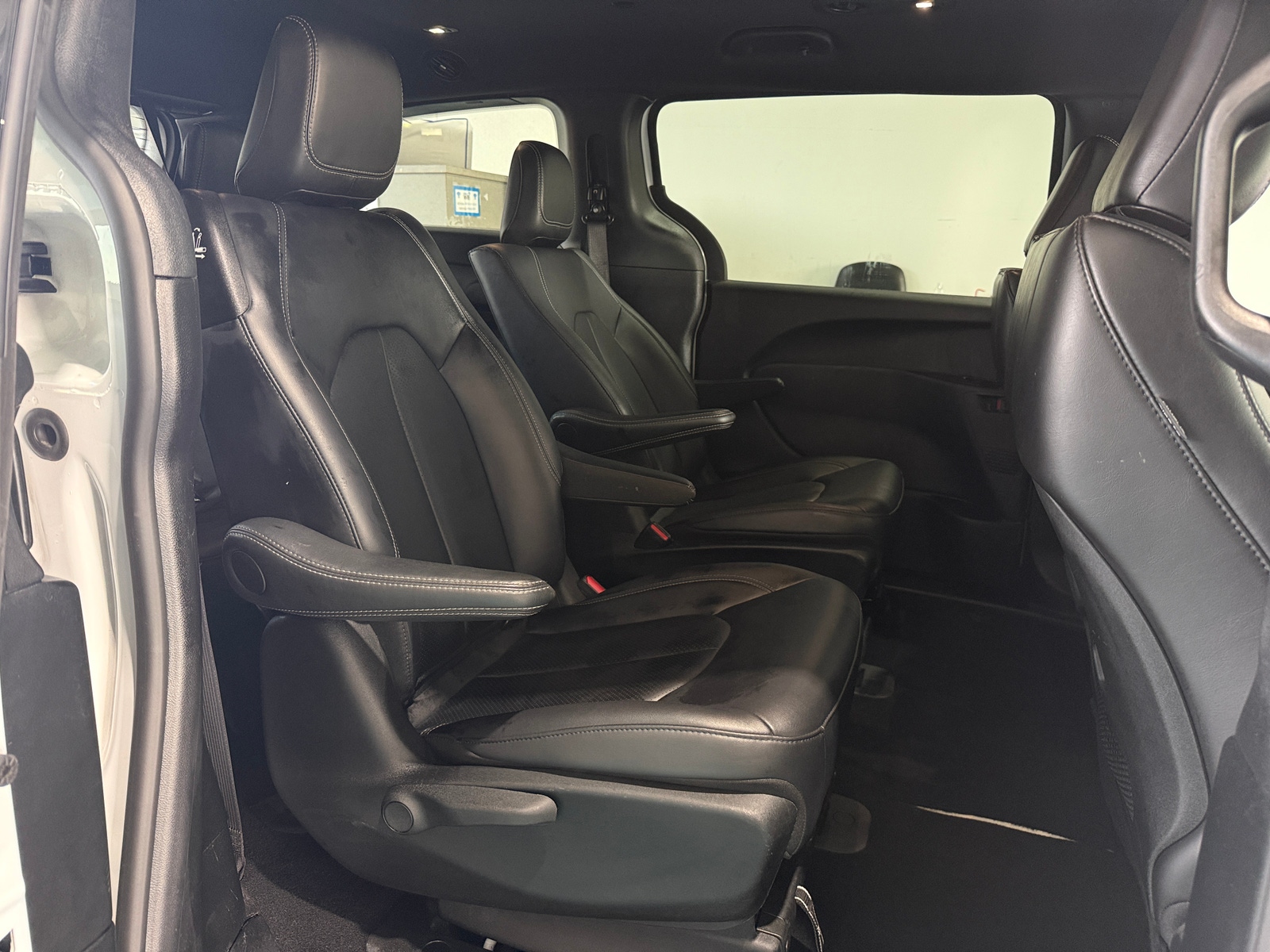 Thumbnail: 2024 Chrysler Pacifica - 5