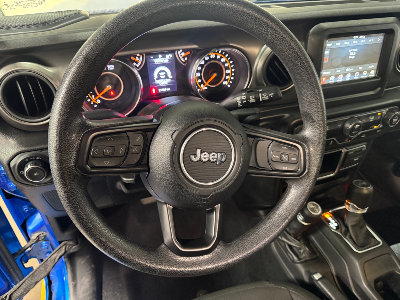 Thumbnail: 2022 Jeep Wrangler - 5