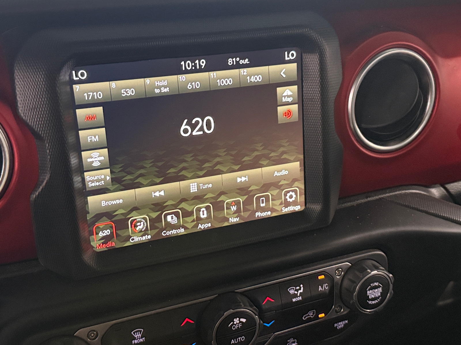Thumbnail: 2021 Jeep Wrangler - 3