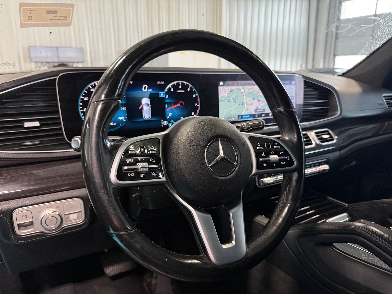 Thumbnail: 2020 Mercedes-Benz GLE - 4