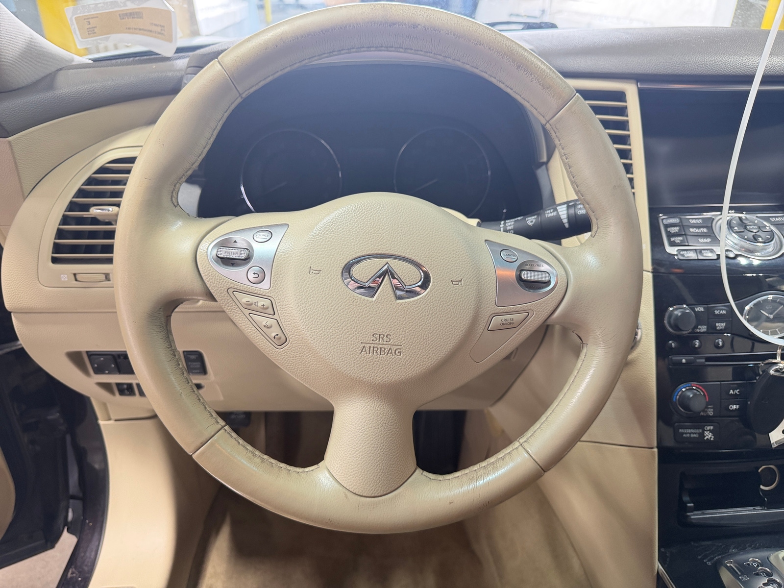 Thumbnail: 2013 INFINITI FX37 - 4