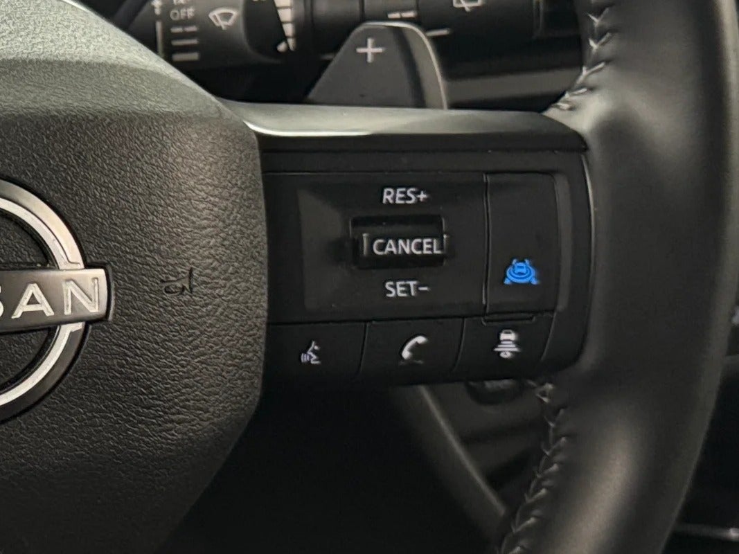 2025 Nissan Rogue SV - Photo 18
