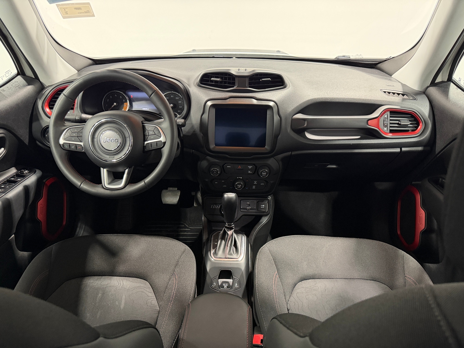 Thumbnail: 2023 Jeep Renegade - 3