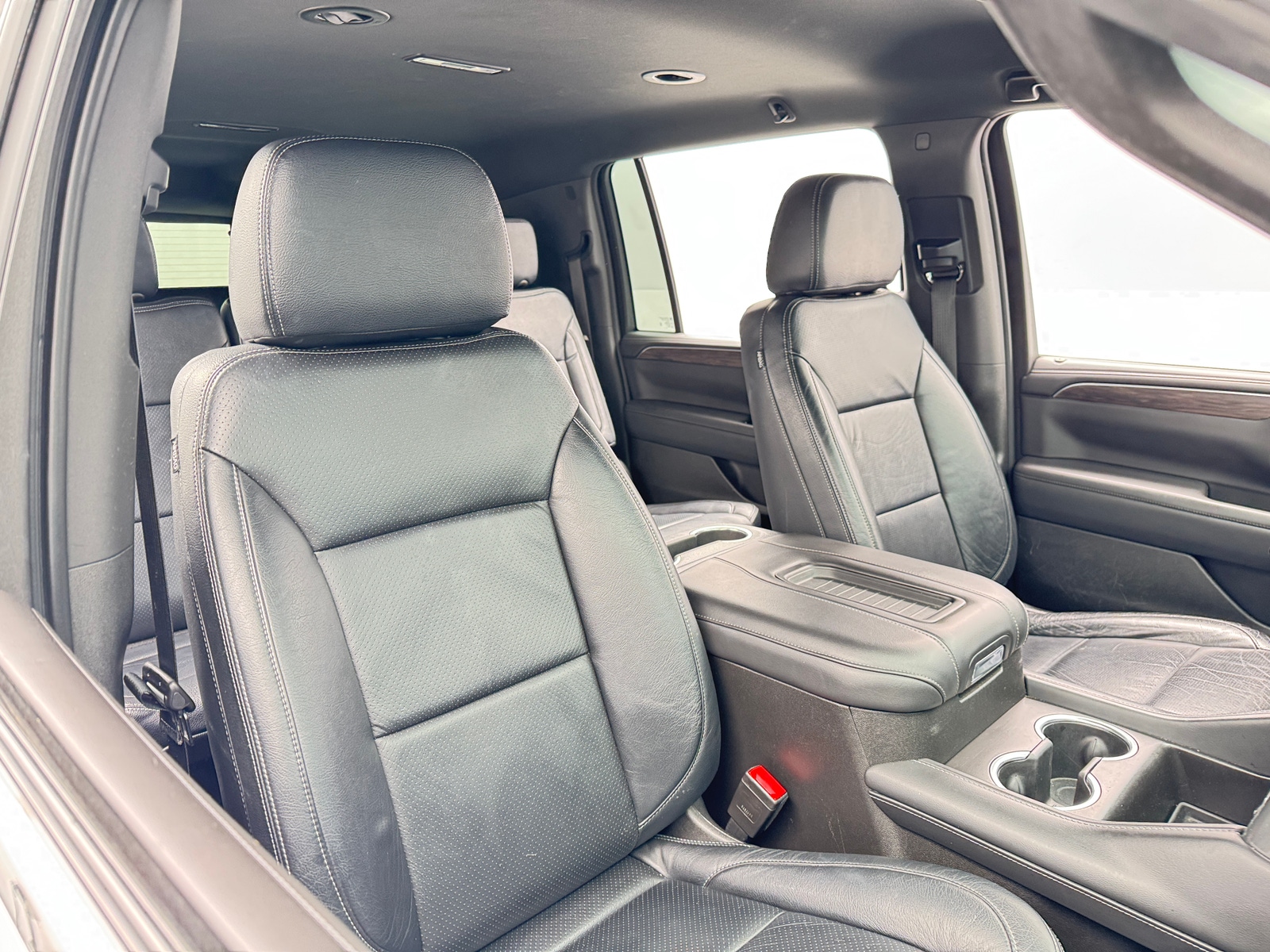 Thumbnail: 2021 Chevrolet Suburban - 2