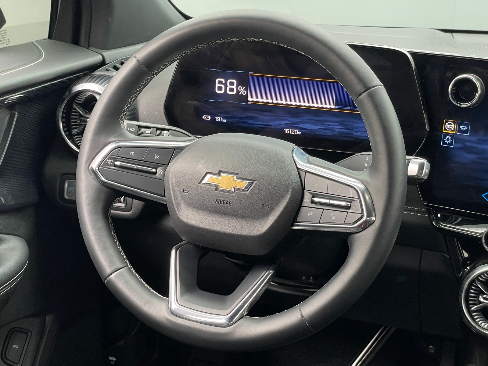 Thumbnail: 2024 Chevrolet Blazer EV - 4