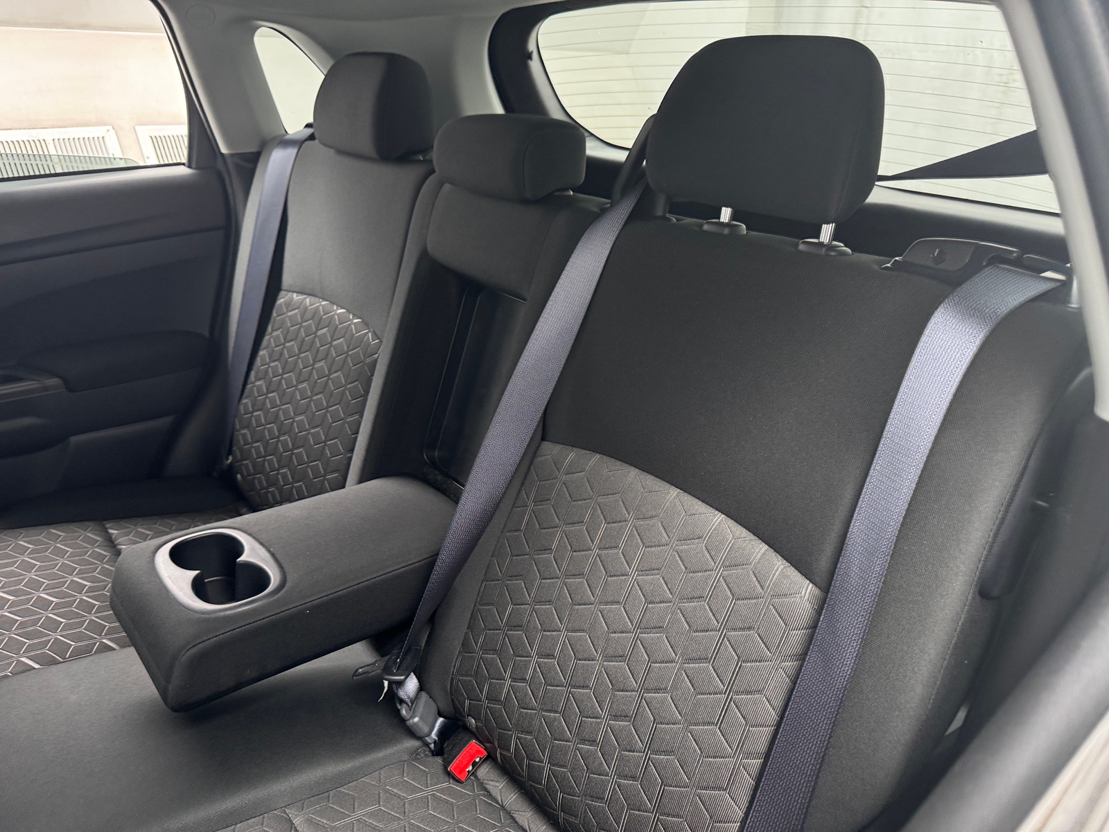 Thumbnail: 2026 Mitsubishi Outlander Sport - 6