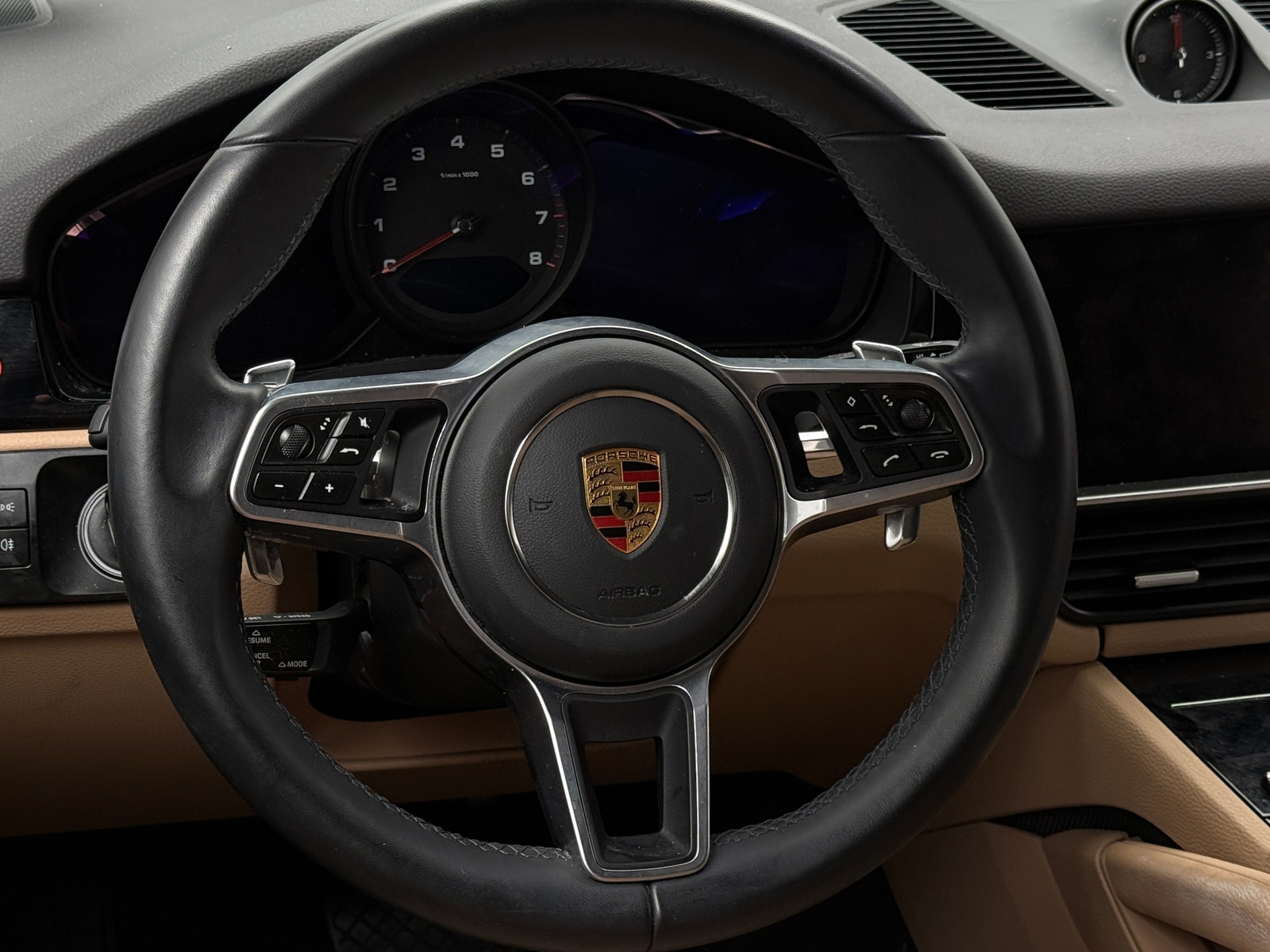 Thumbnail: 2023 Porsche Cayenne - 4