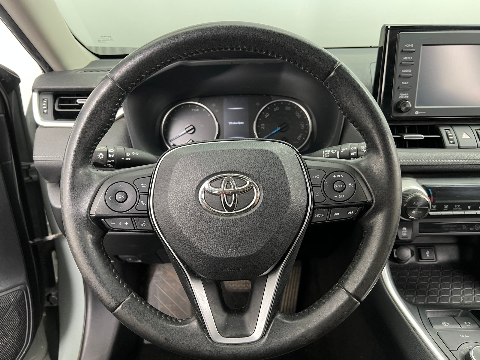 Thumbnail: 2021 Toyota RAV4 - 4