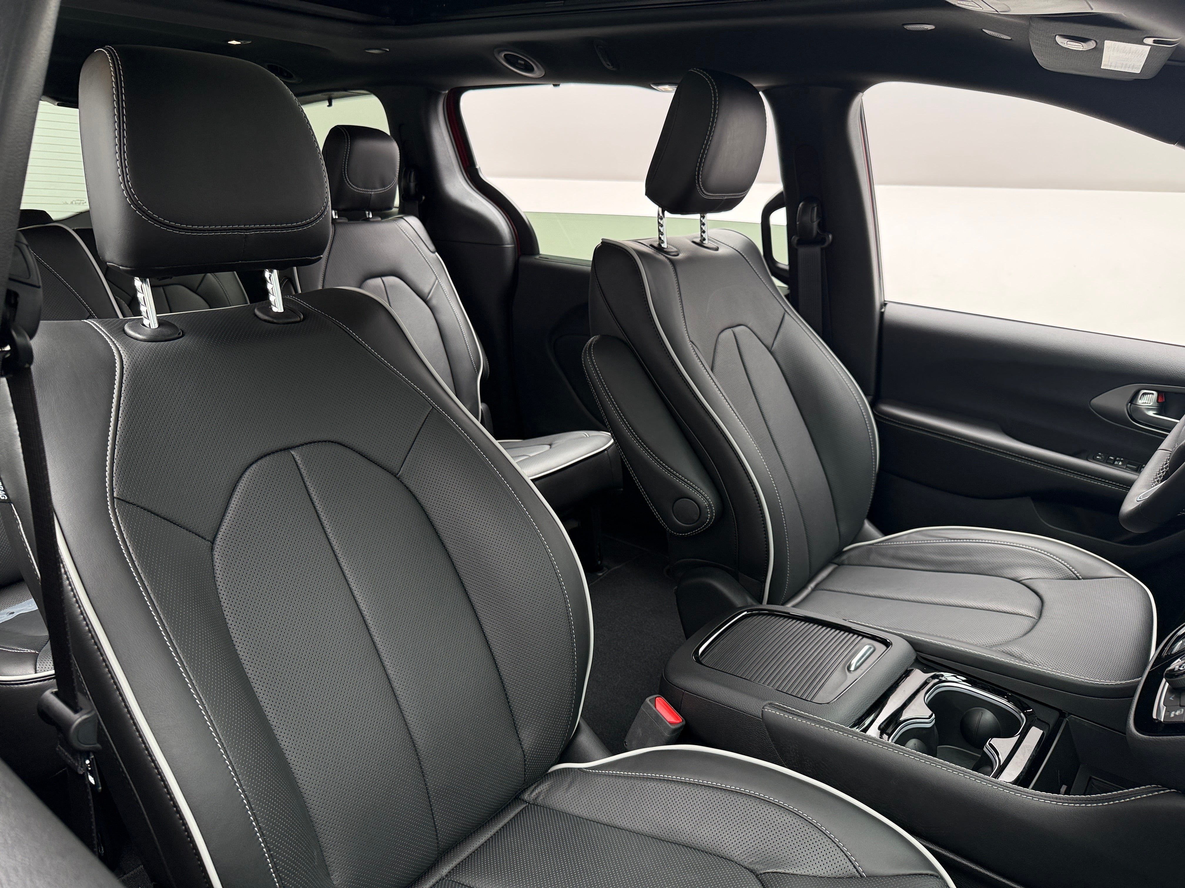 2027 Chrysler Pacifica Limited