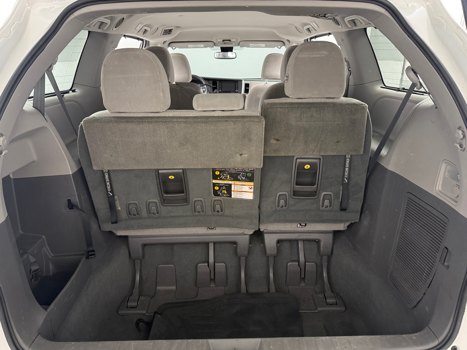 Thumbnail: 2019 Toyota Sienna - 7