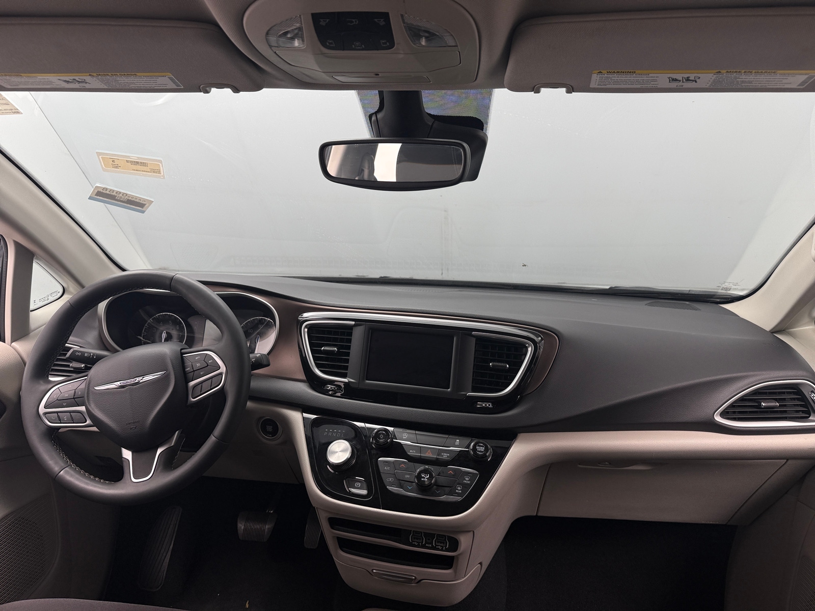 Thumbnail: 2024 Chrysler Voyager - 3