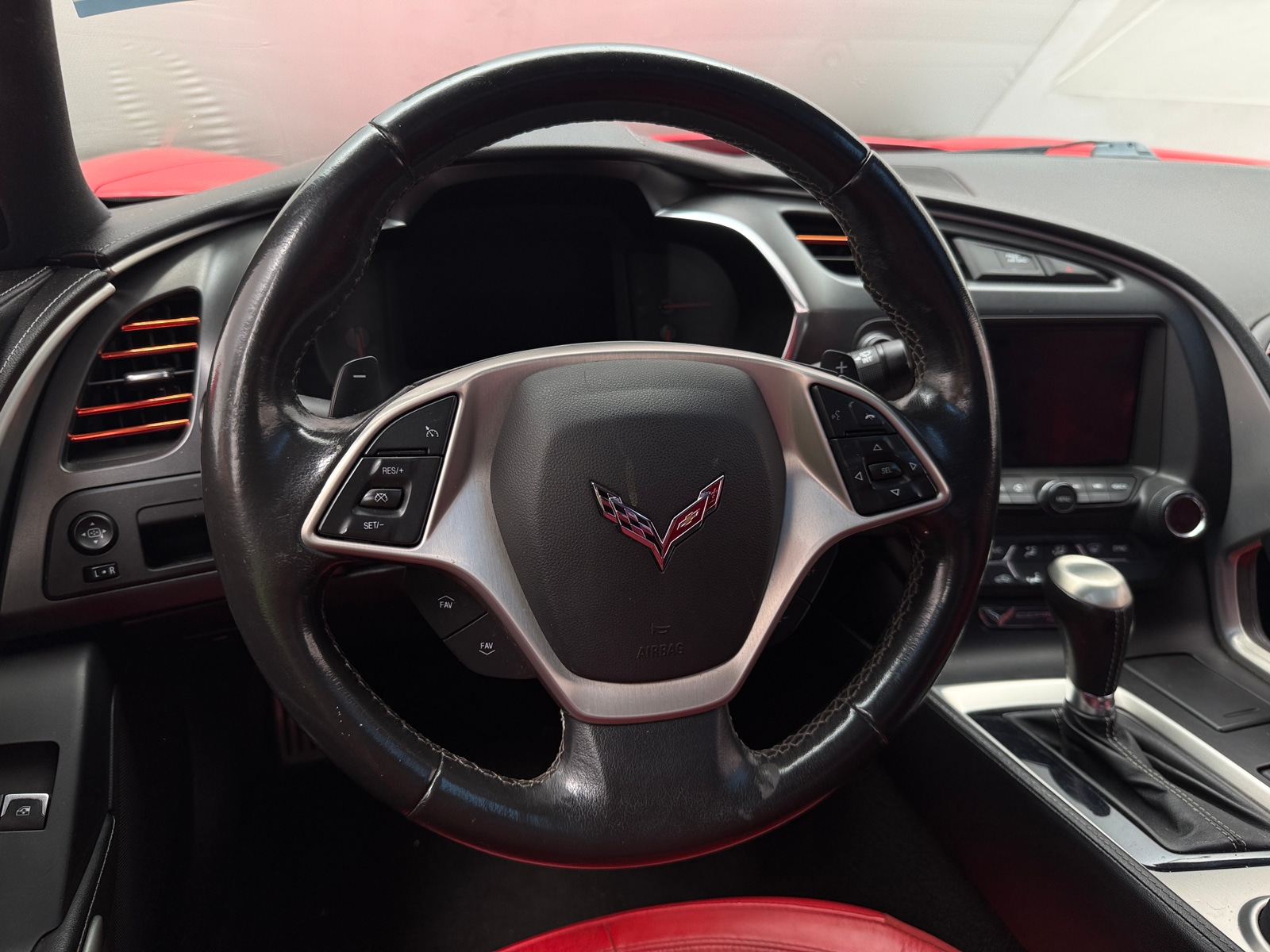 Thumbnail: 2014 Chevrolet Corvette - 3