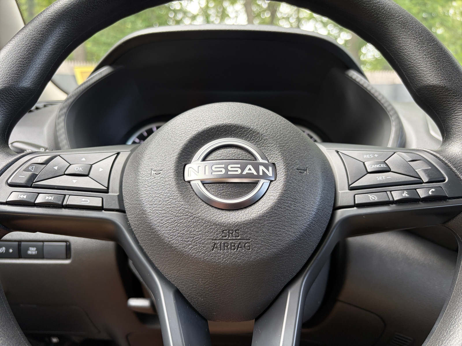 Thumbnail: 2025 Nissan Sentra - 5