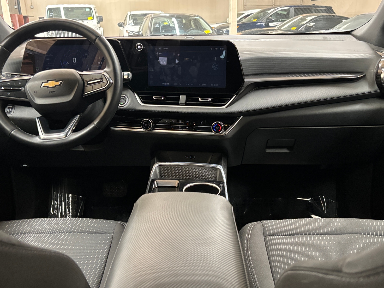 Thumbnail: 2025 Chevrolet Equinox - 3