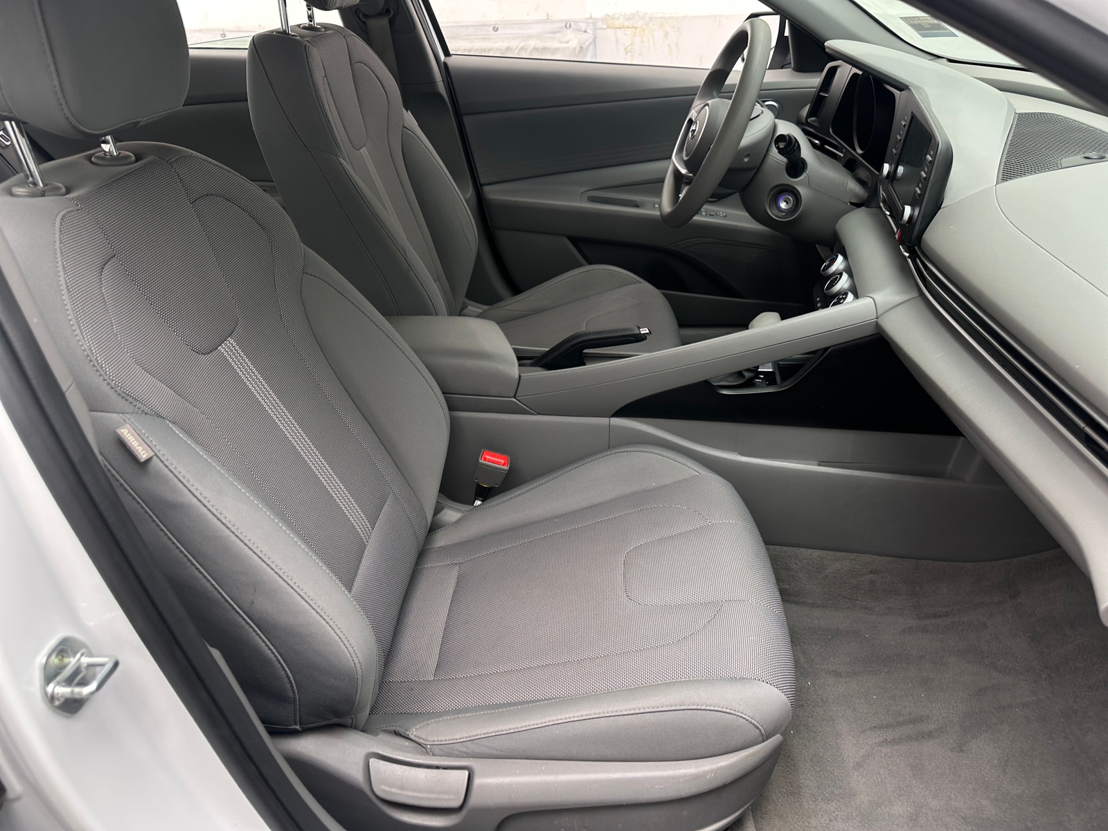 Thumbnail: 2023 Hyundai Elantra - 2