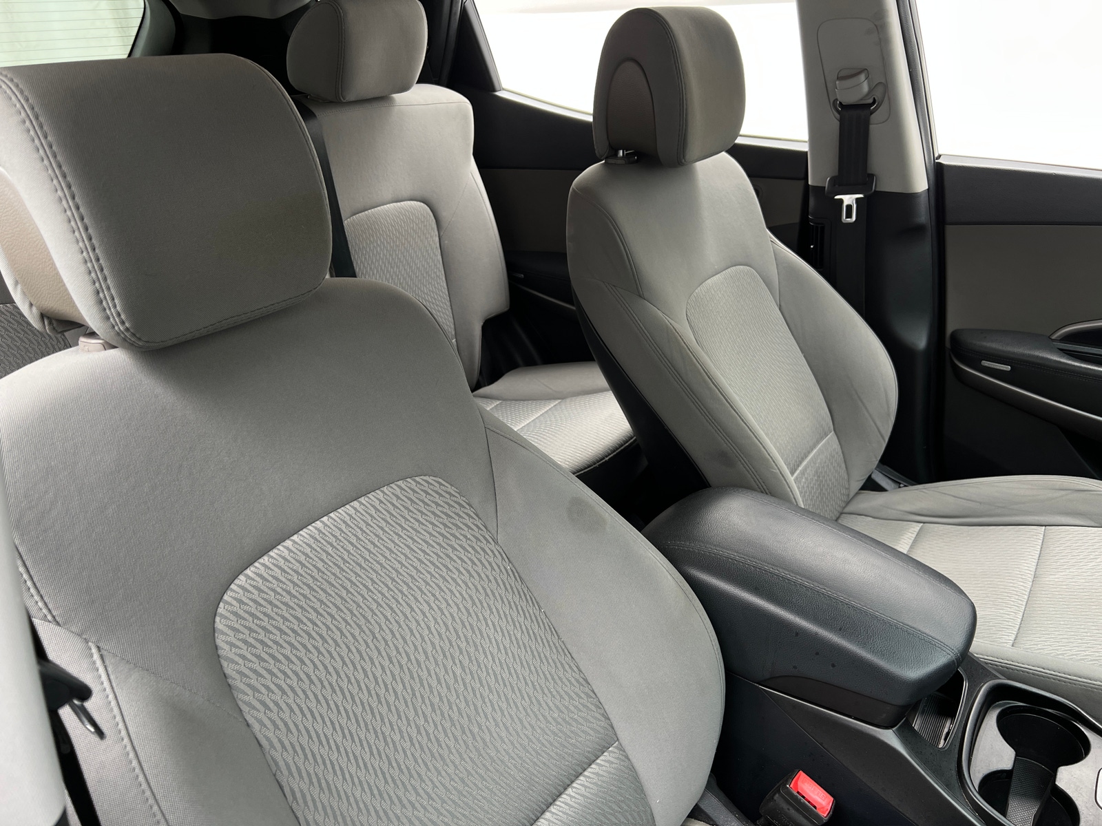 Thumbnail: 2015 Hyundai Santa Fe - 2