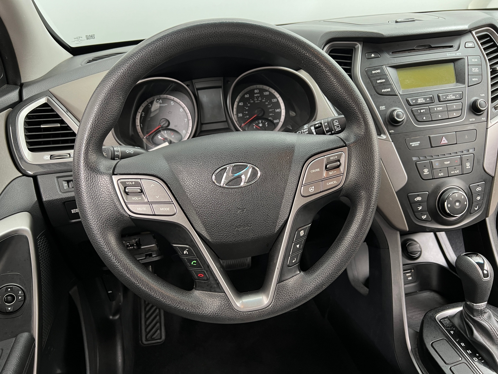 Thumbnail: 2015 Hyundai Santa Fe - 5
