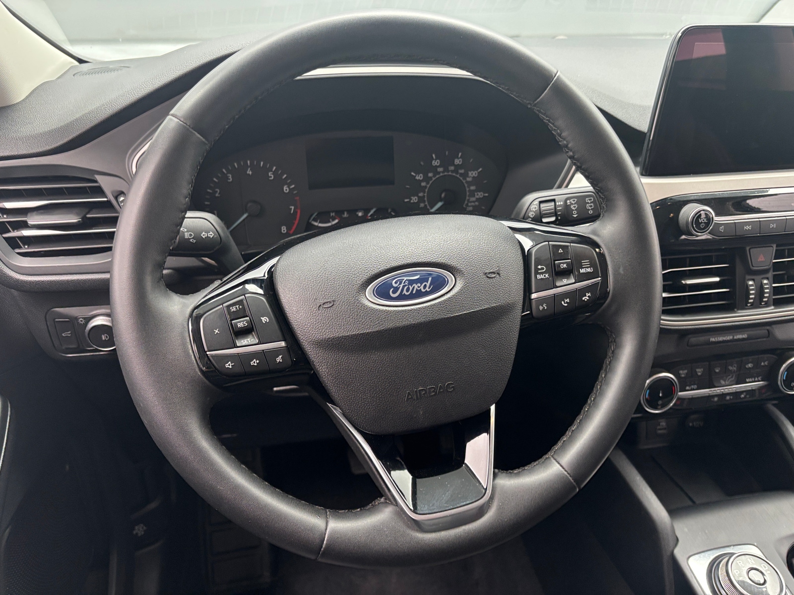 Thumbnail: 2022 Ford Escape - 4