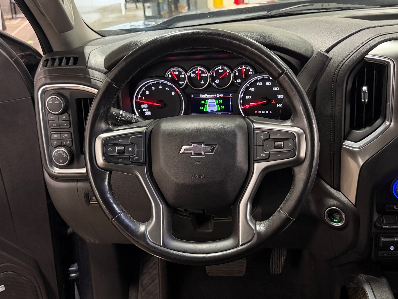 Thumbnail: 2020 Chevrolet Silverado 1500 - 5