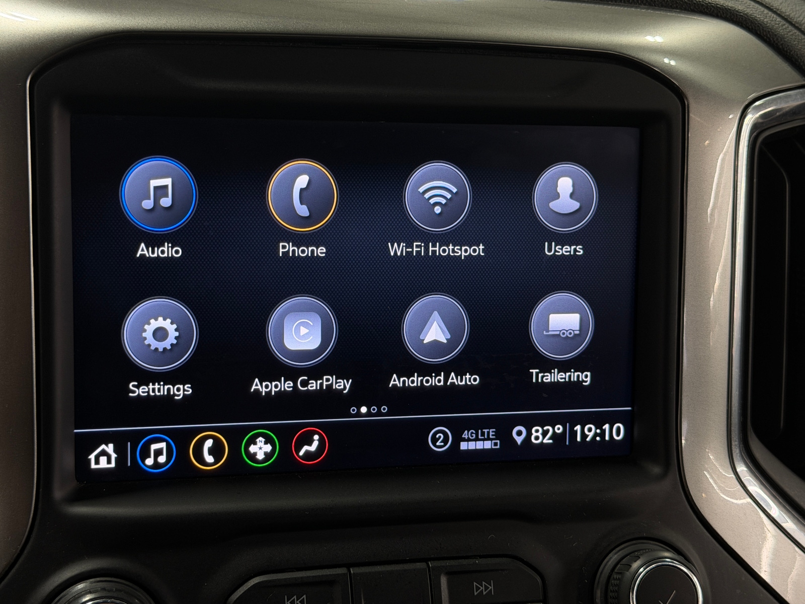 Thumbnail: 2020 Chevrolet Silverado 1500 - 4
