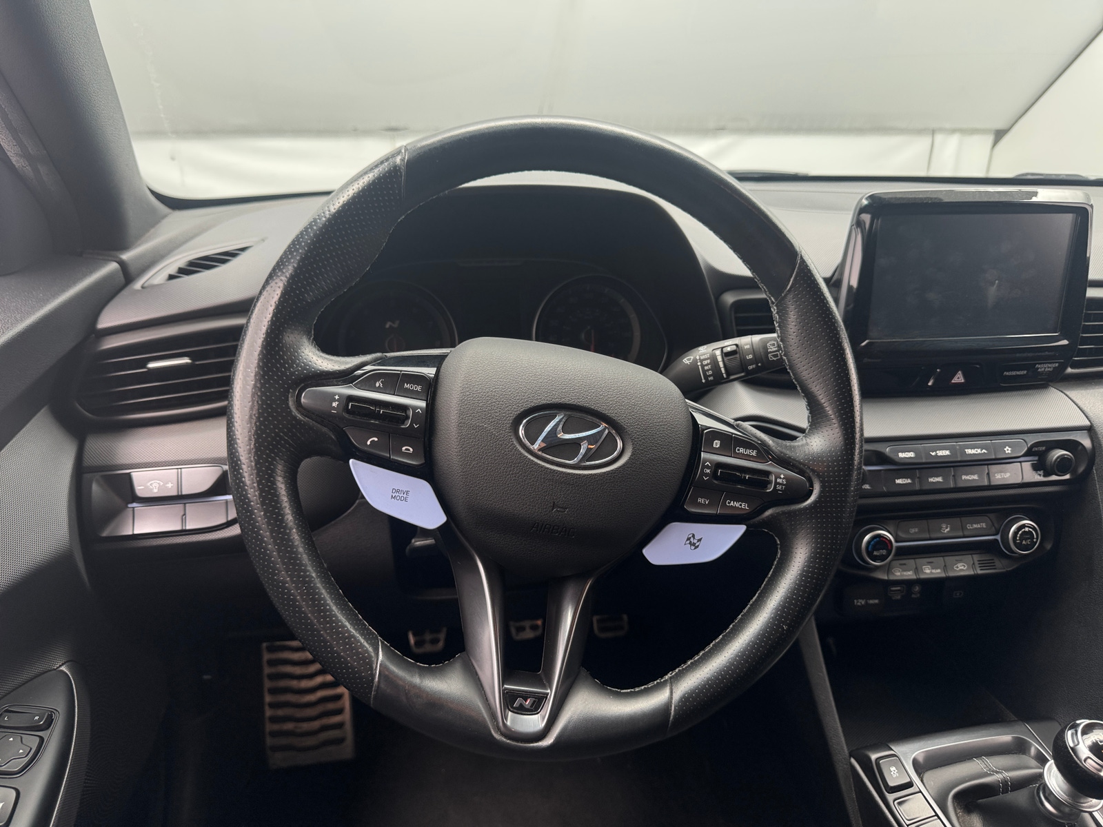 Thumbnail: 2020 Hyundai Veloster - 5