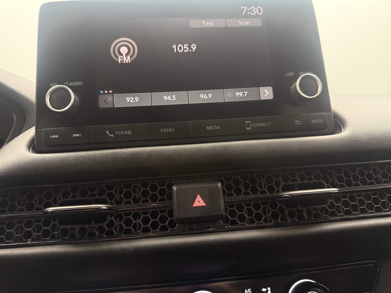 Thumbnail: 2024 Honda HR-V - 4