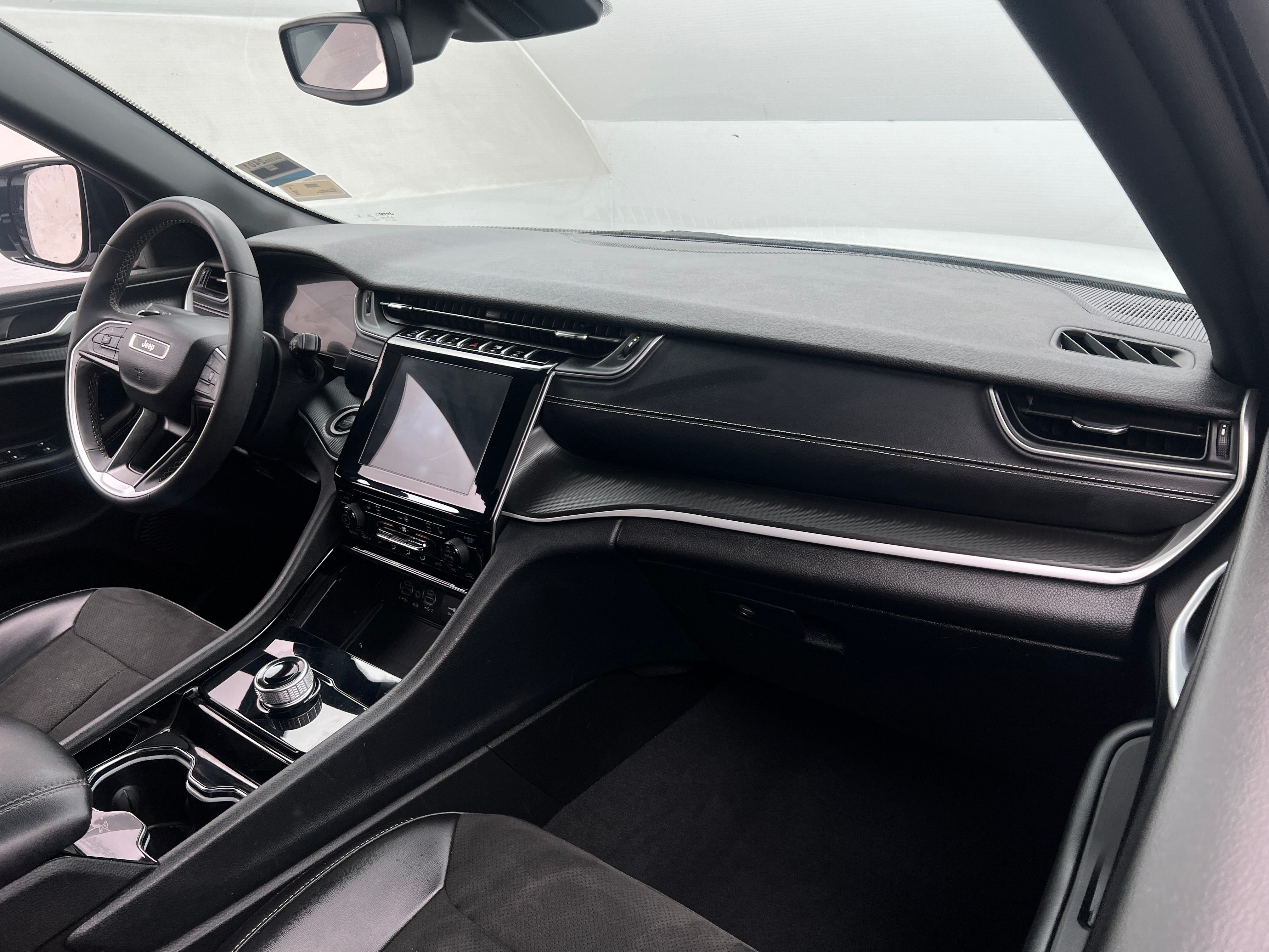 2023 Jeep Grand Cherokee L Altitude - Photo 4