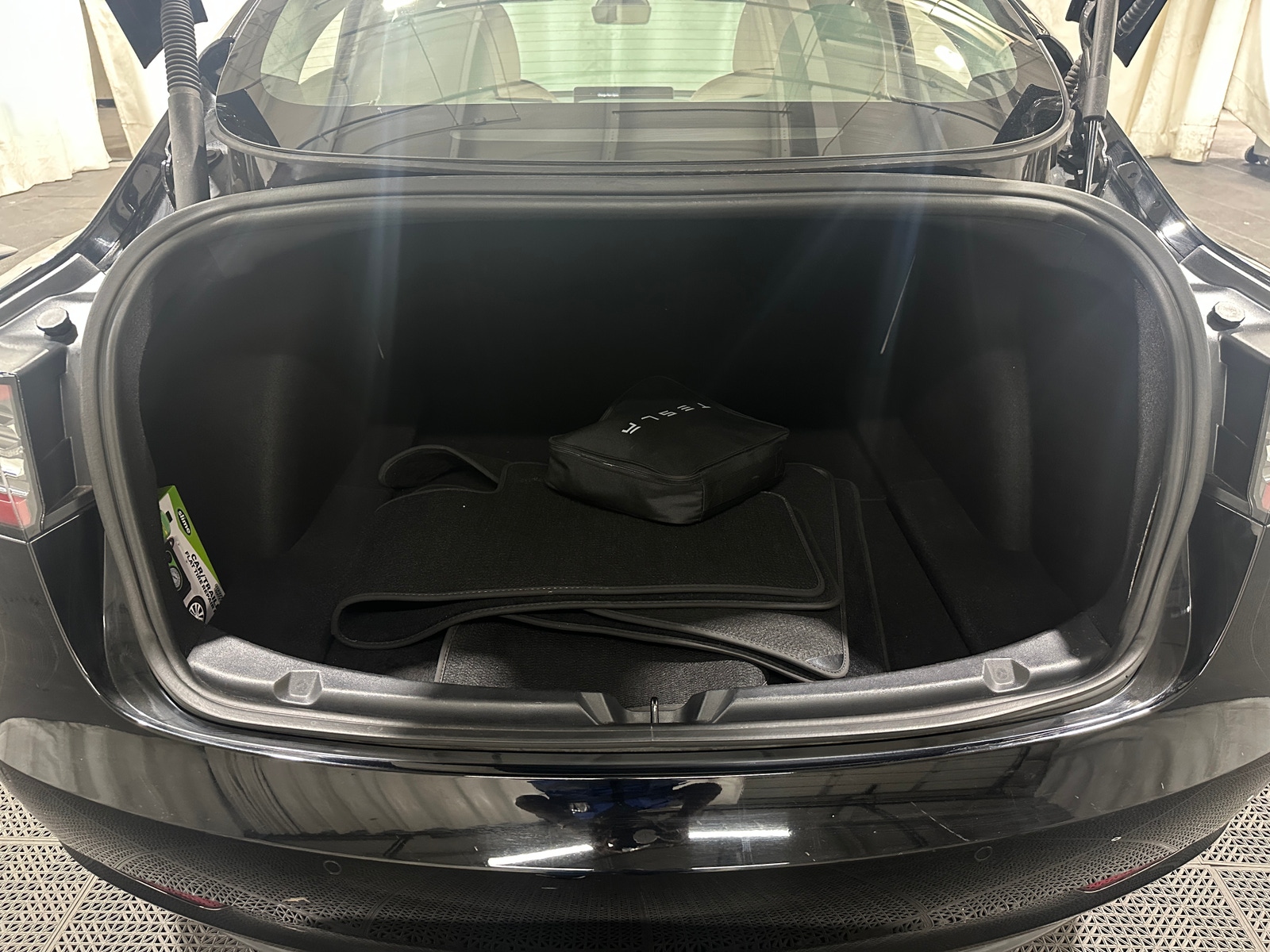 Thumbnail: 2022 Tesla Model 3 - 6