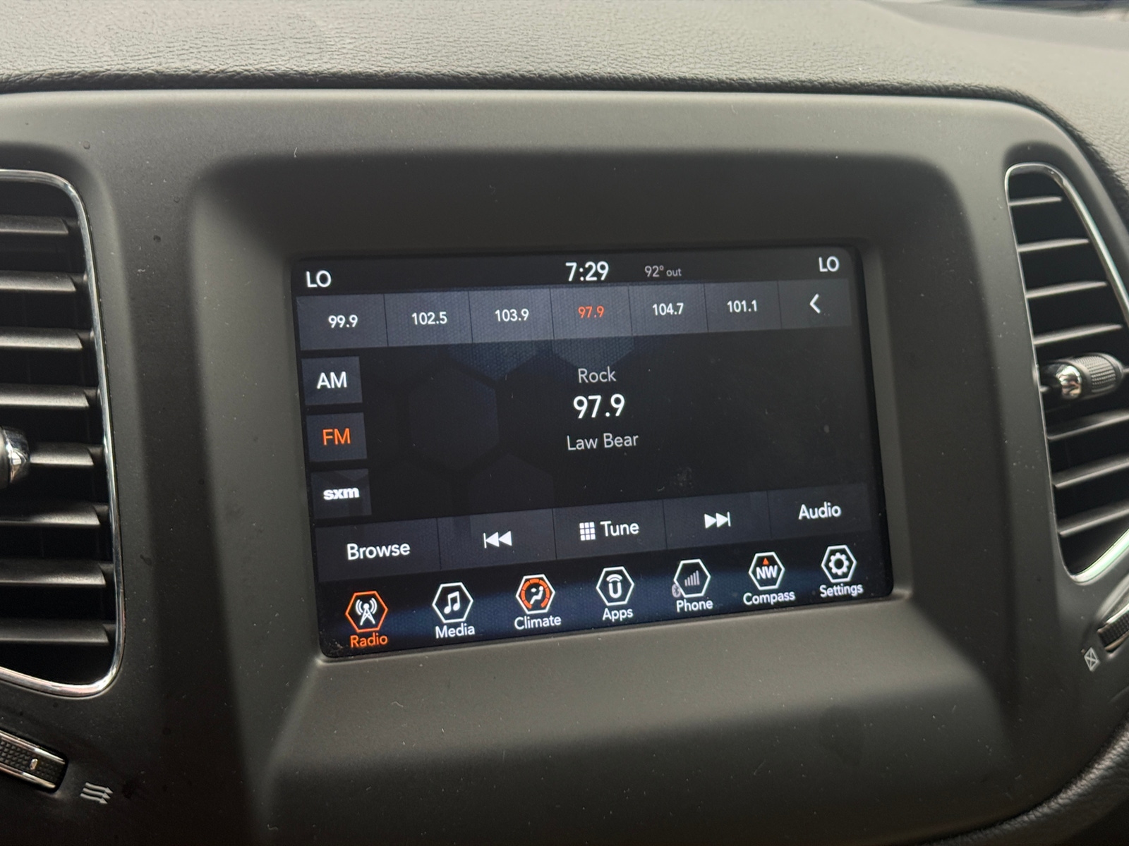 Thumbnail: 2018 Jeep Compass - 4