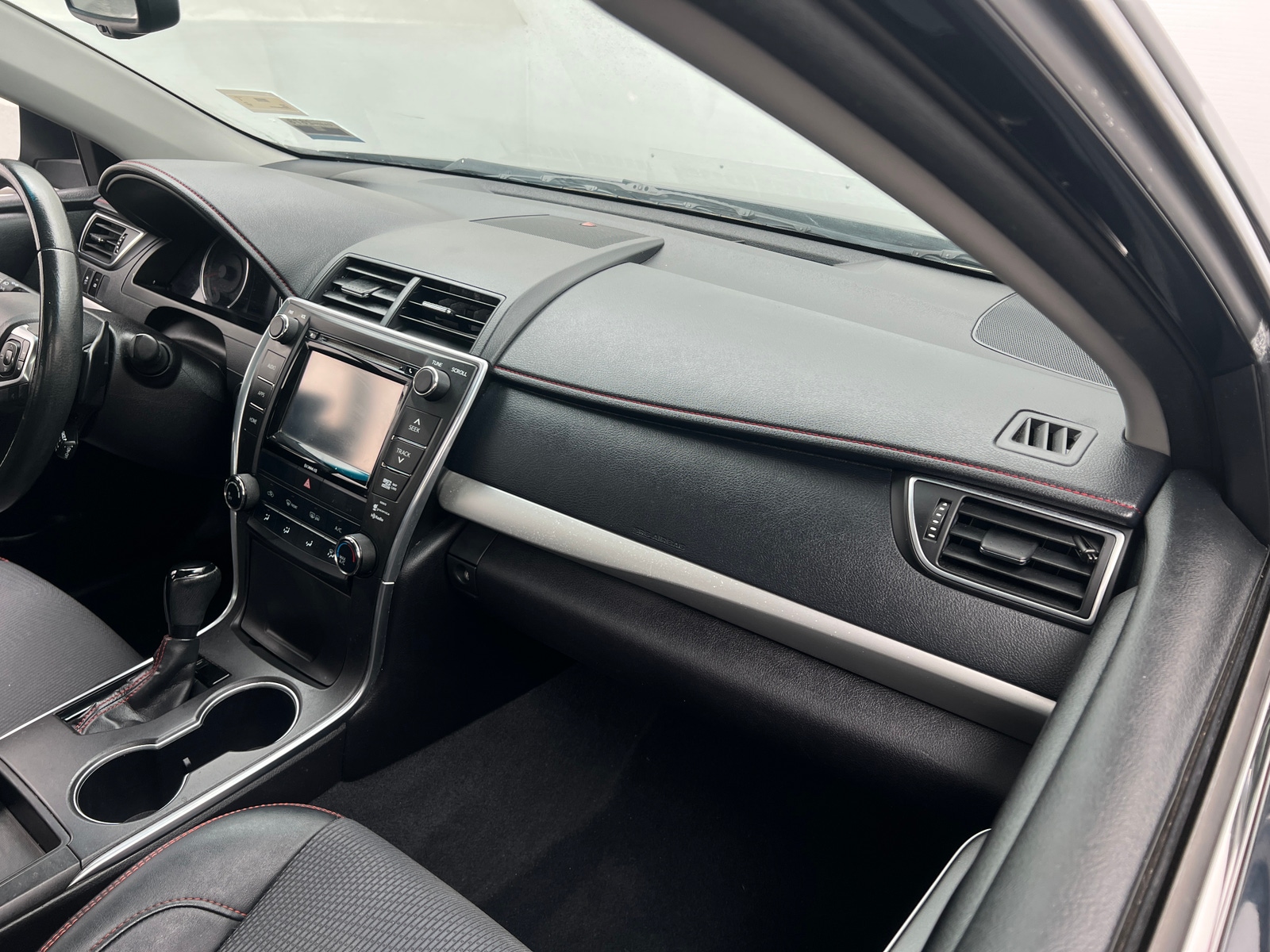 Thumbnail: 2017 Toyota Camry - 3