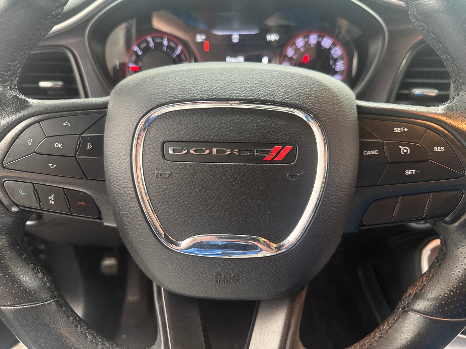 Thumbnail: 2018 Dodge Challenger - 4