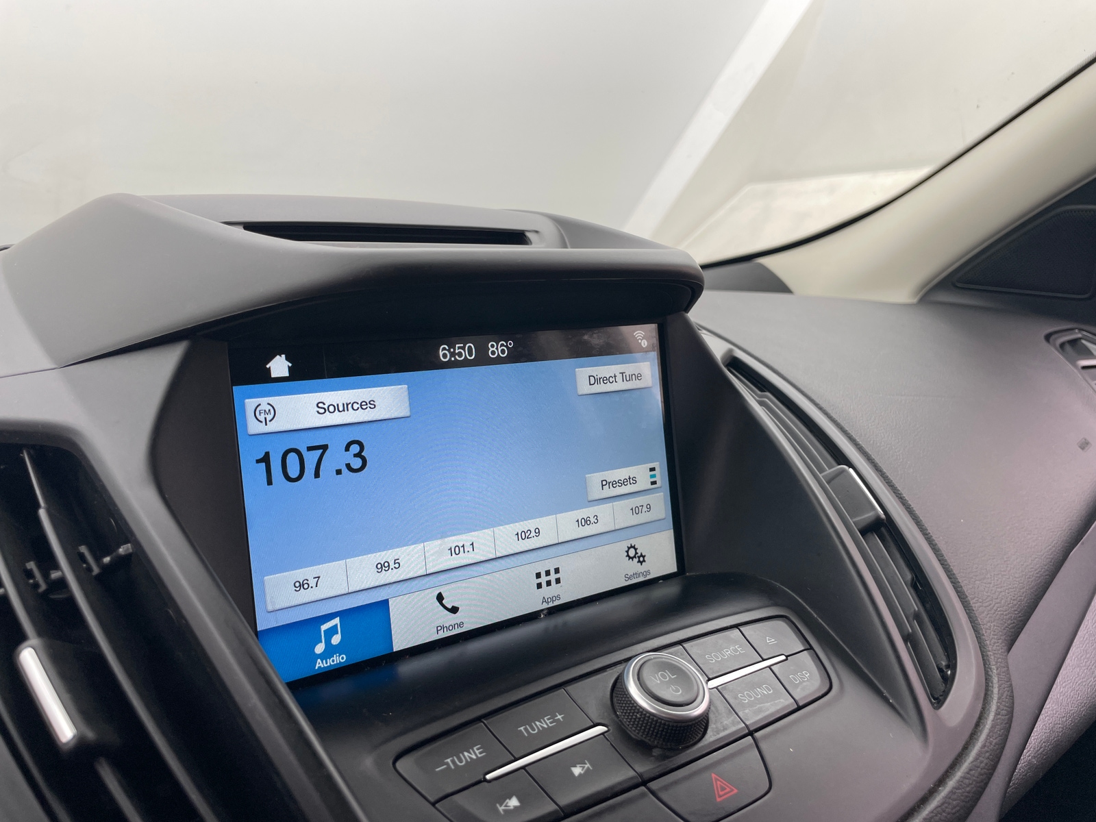 Thumbnail: 2018 Ford Escape - 3