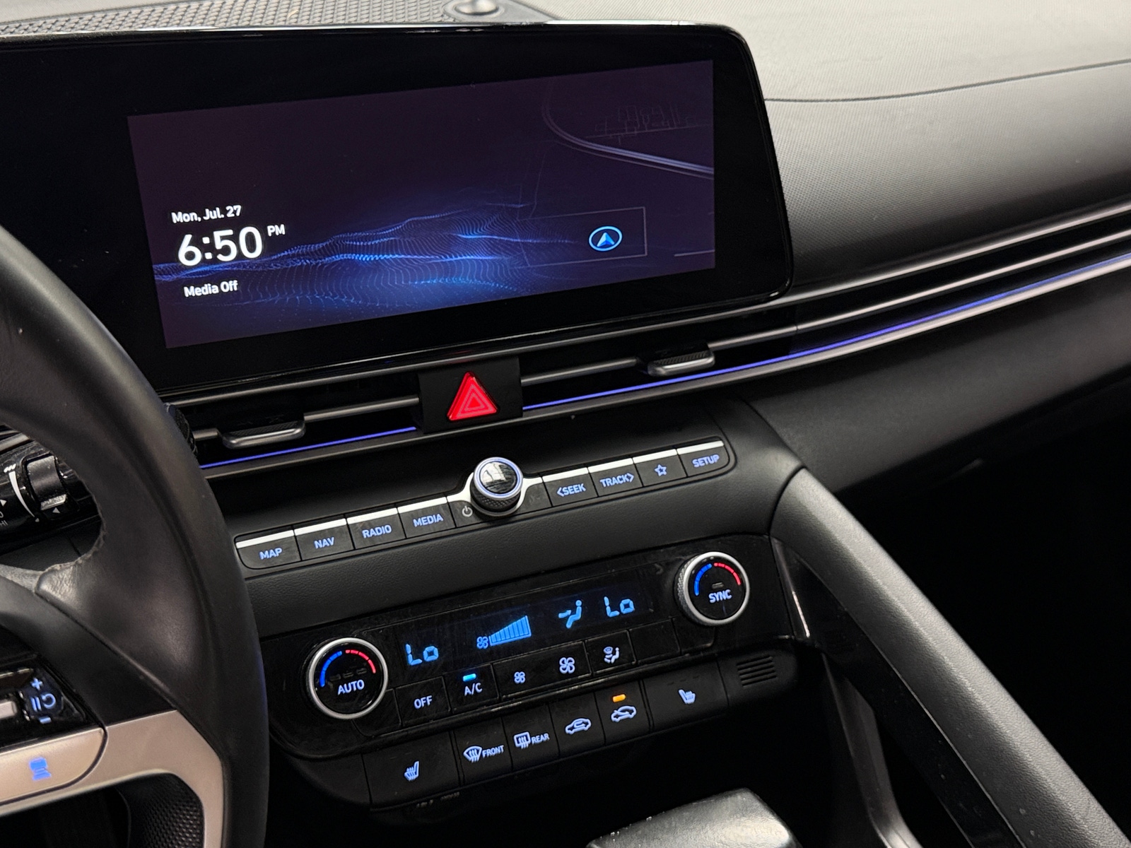 Thumbnail: 2025 Hyundai Elantra - 4