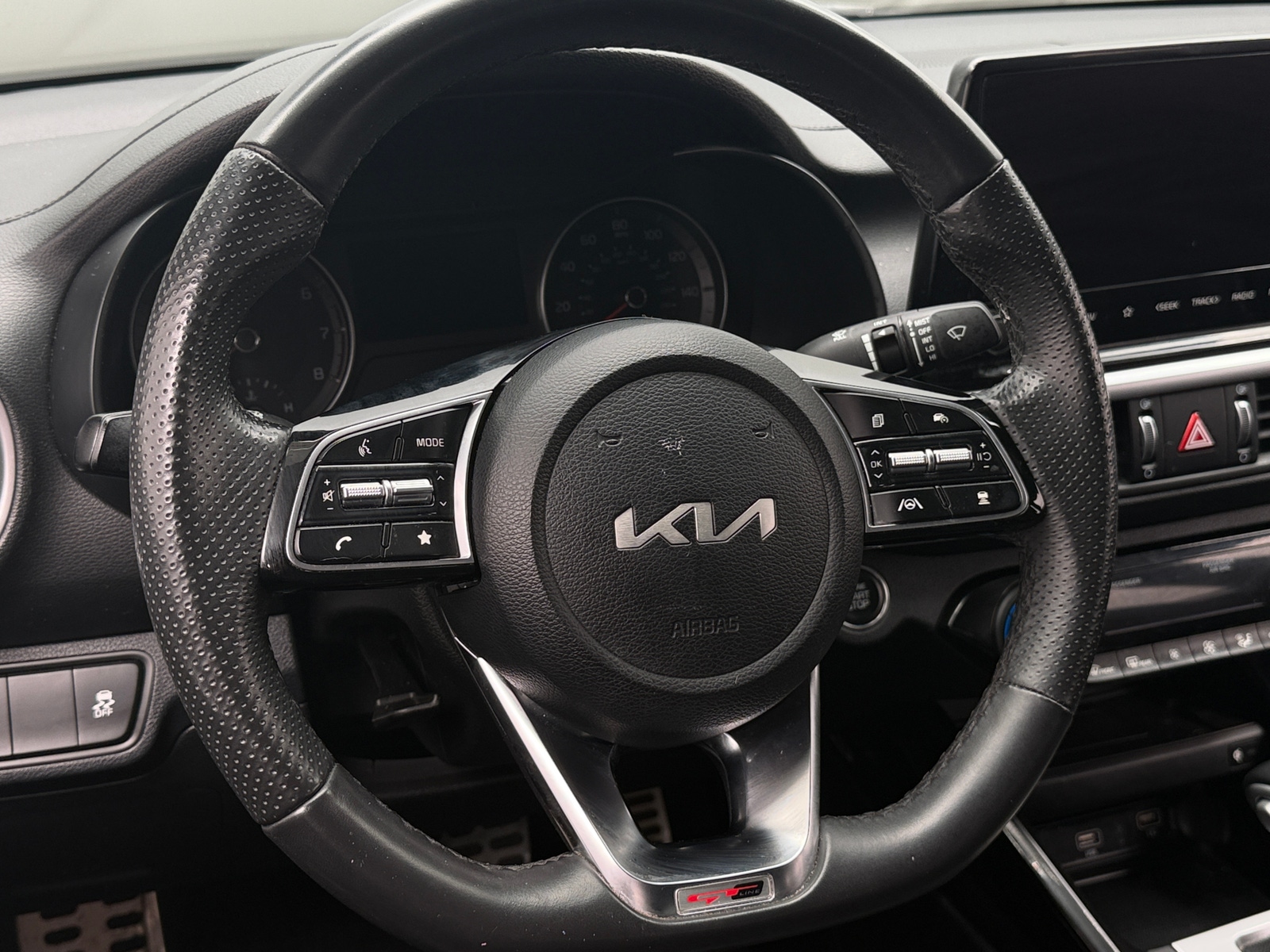 Thumbnail: 2024 Kia Forte - 4