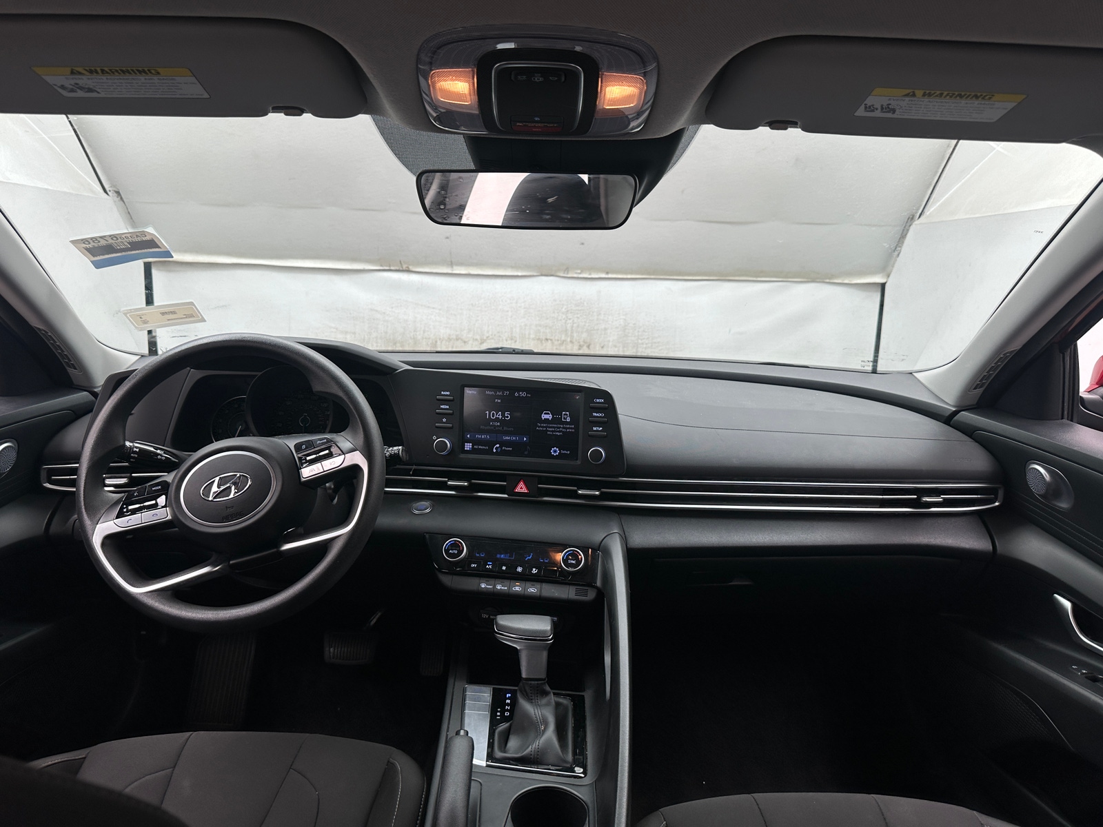 Thumbnail: 2023 Hyundai Elantra - 3