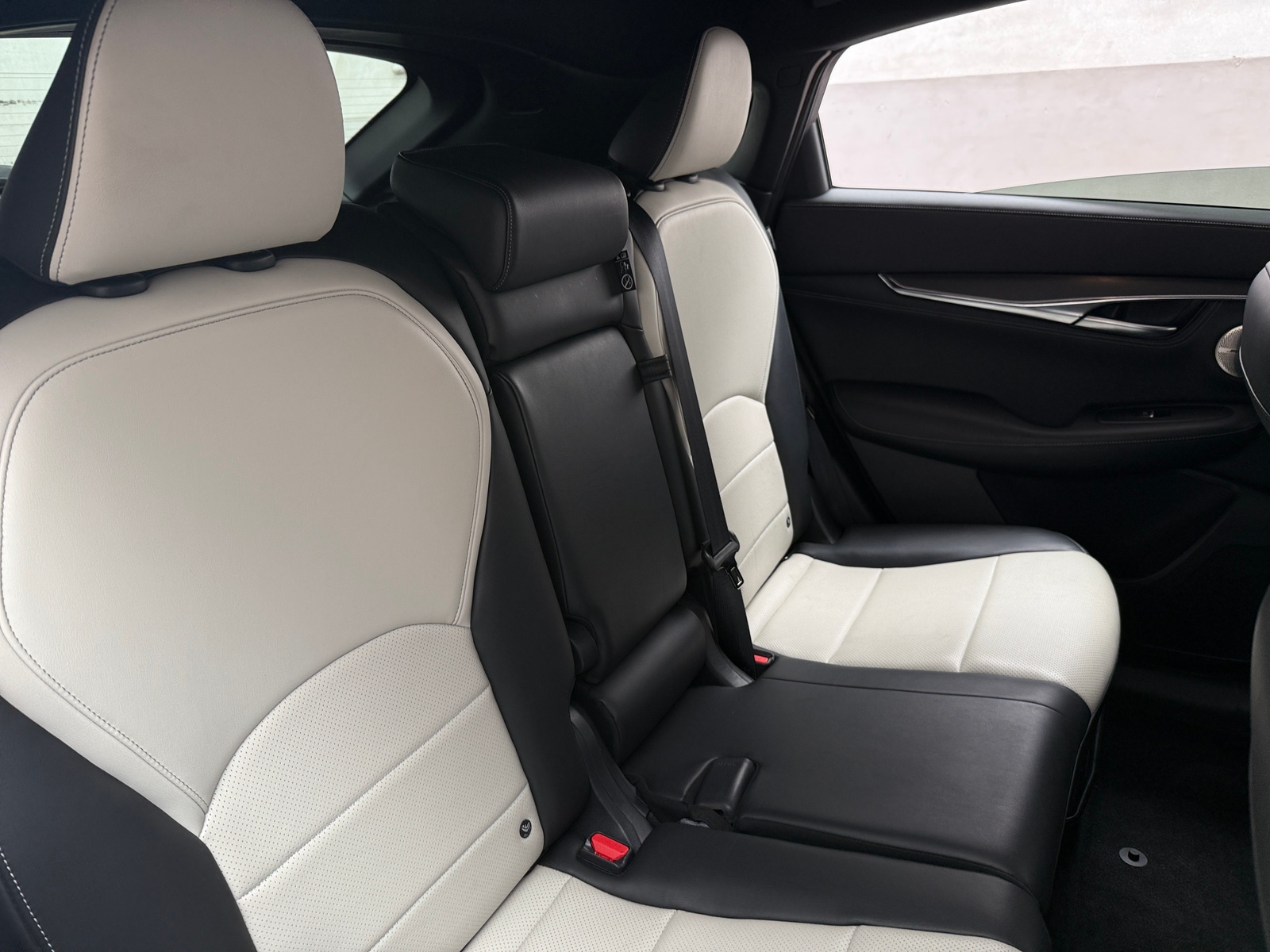 Thumbnail: 2023 INFINITI QX55 - 5