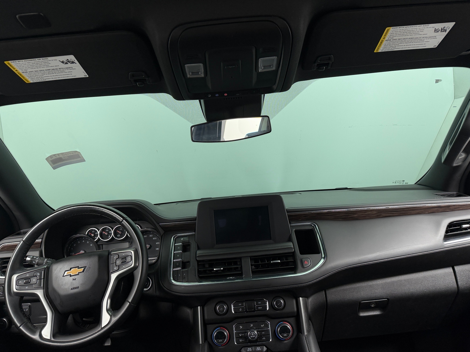 Thumbnail: 2023 Chevrolet Tahoe - 3