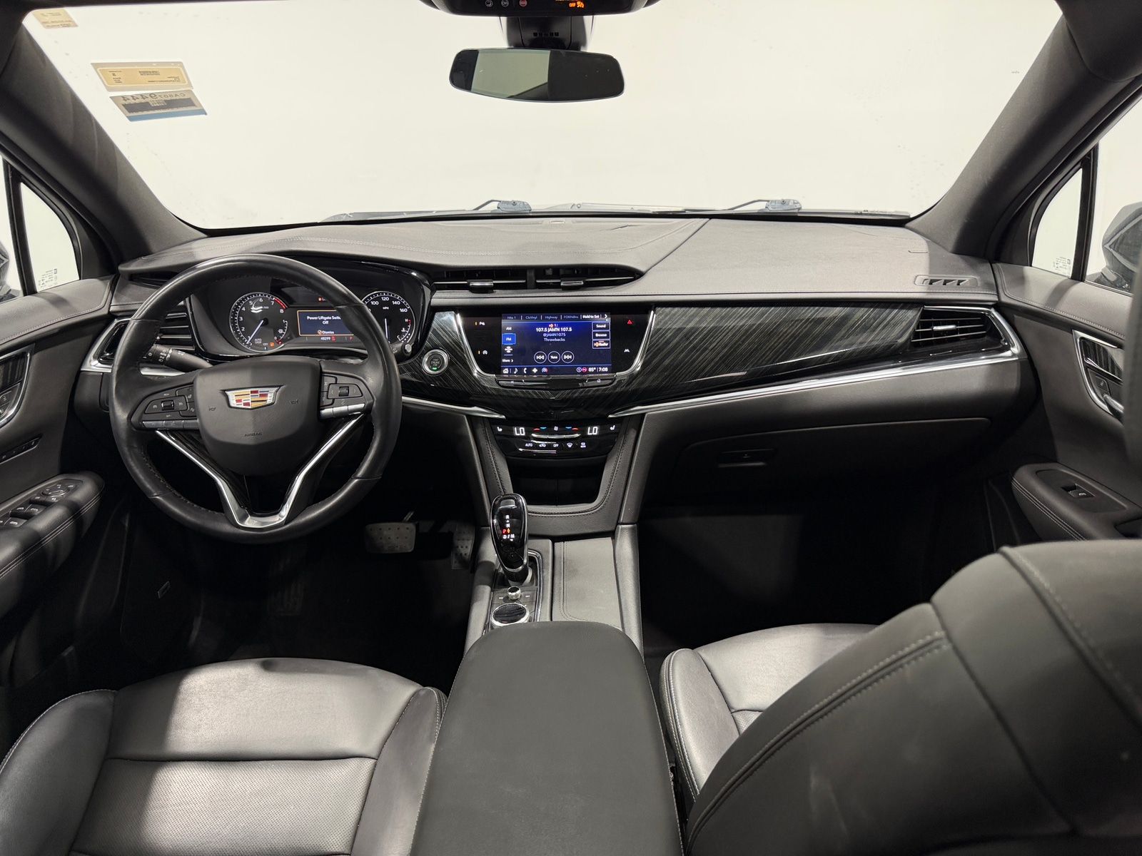 Thumbnail: 2022 Cadillac XT6 - 2