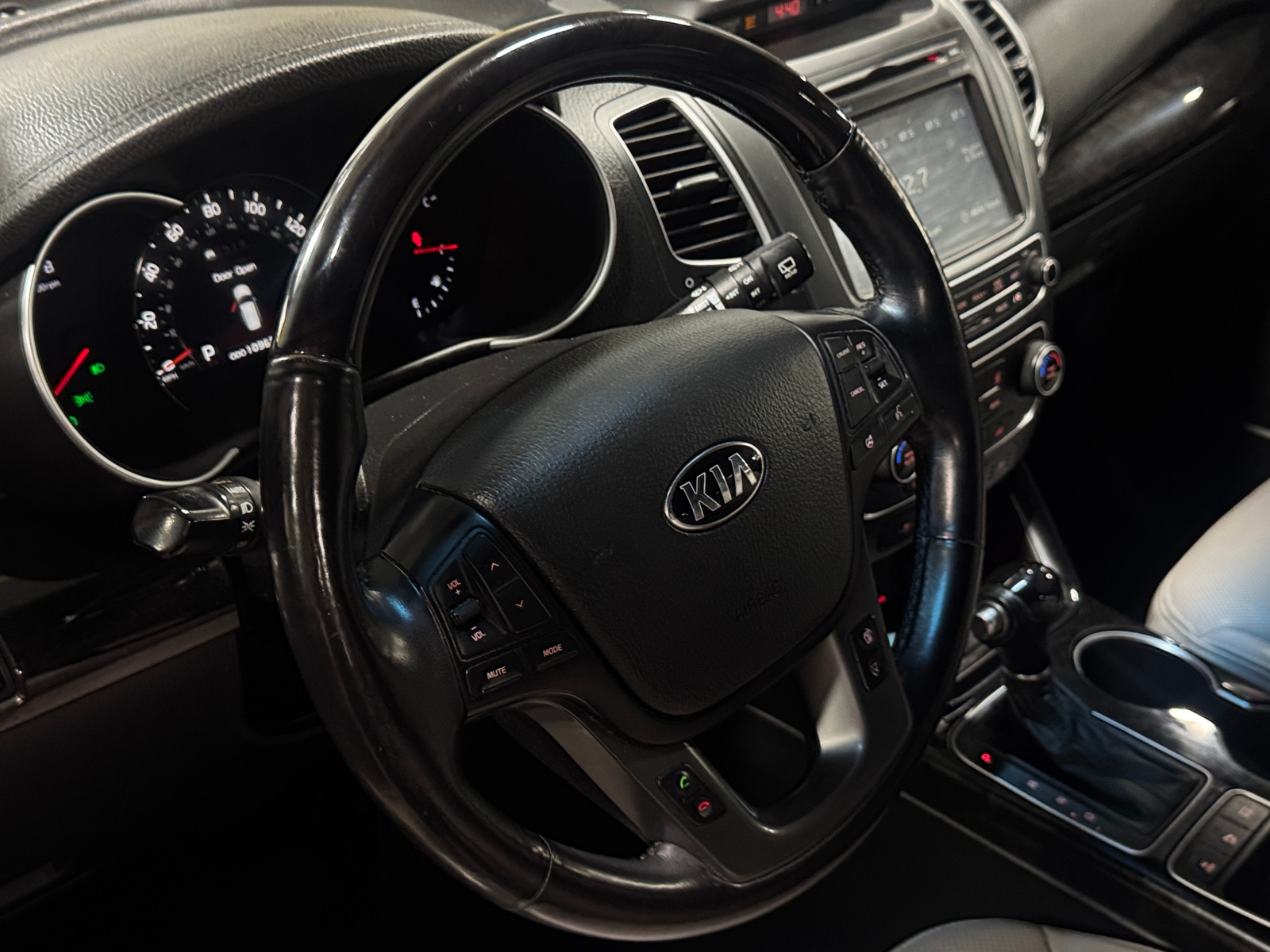 Thumbnail: 2014 Kia Sorento - 4