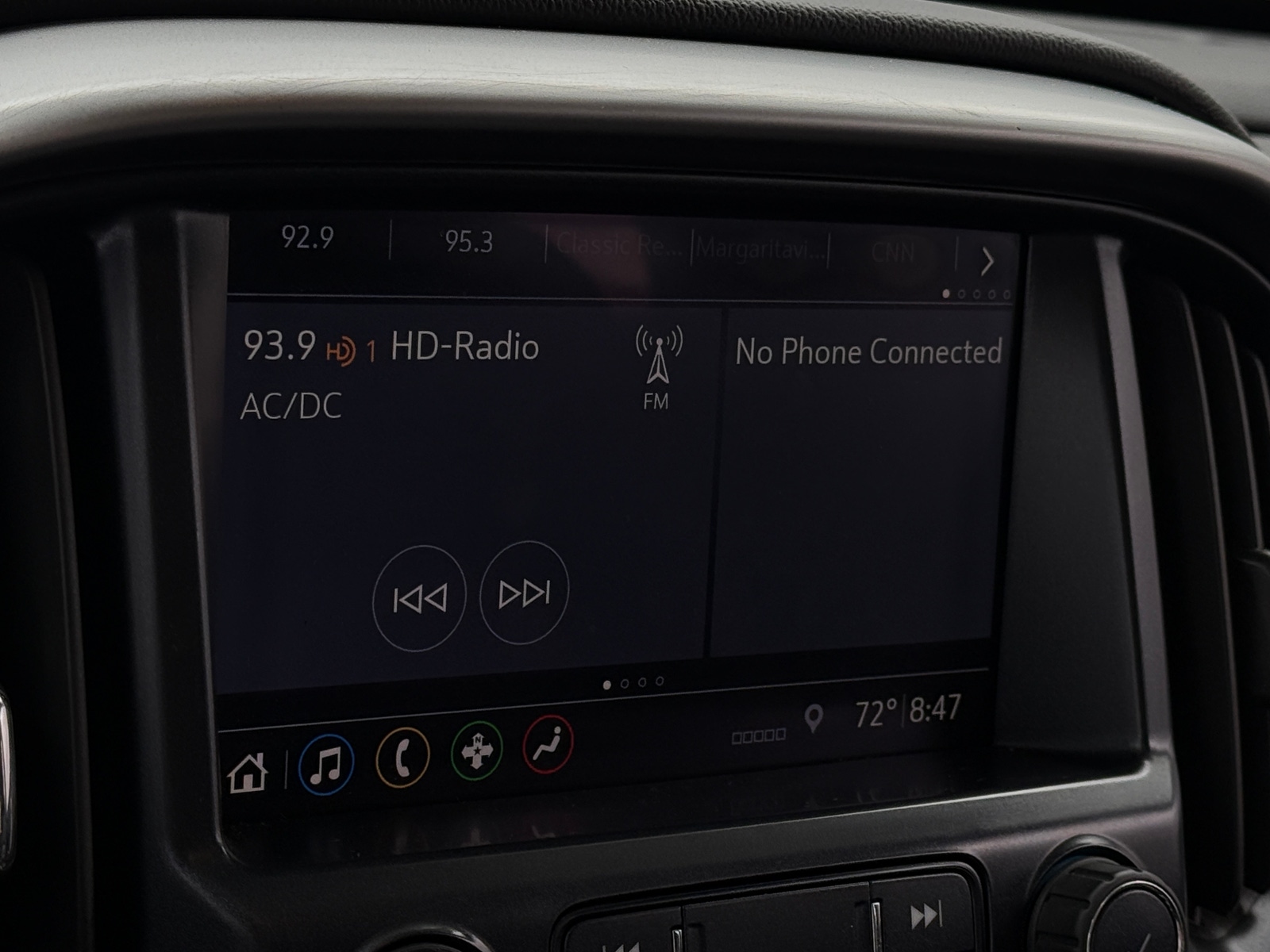 Thumbnail: 2019 Chevrolet Colorado - 3