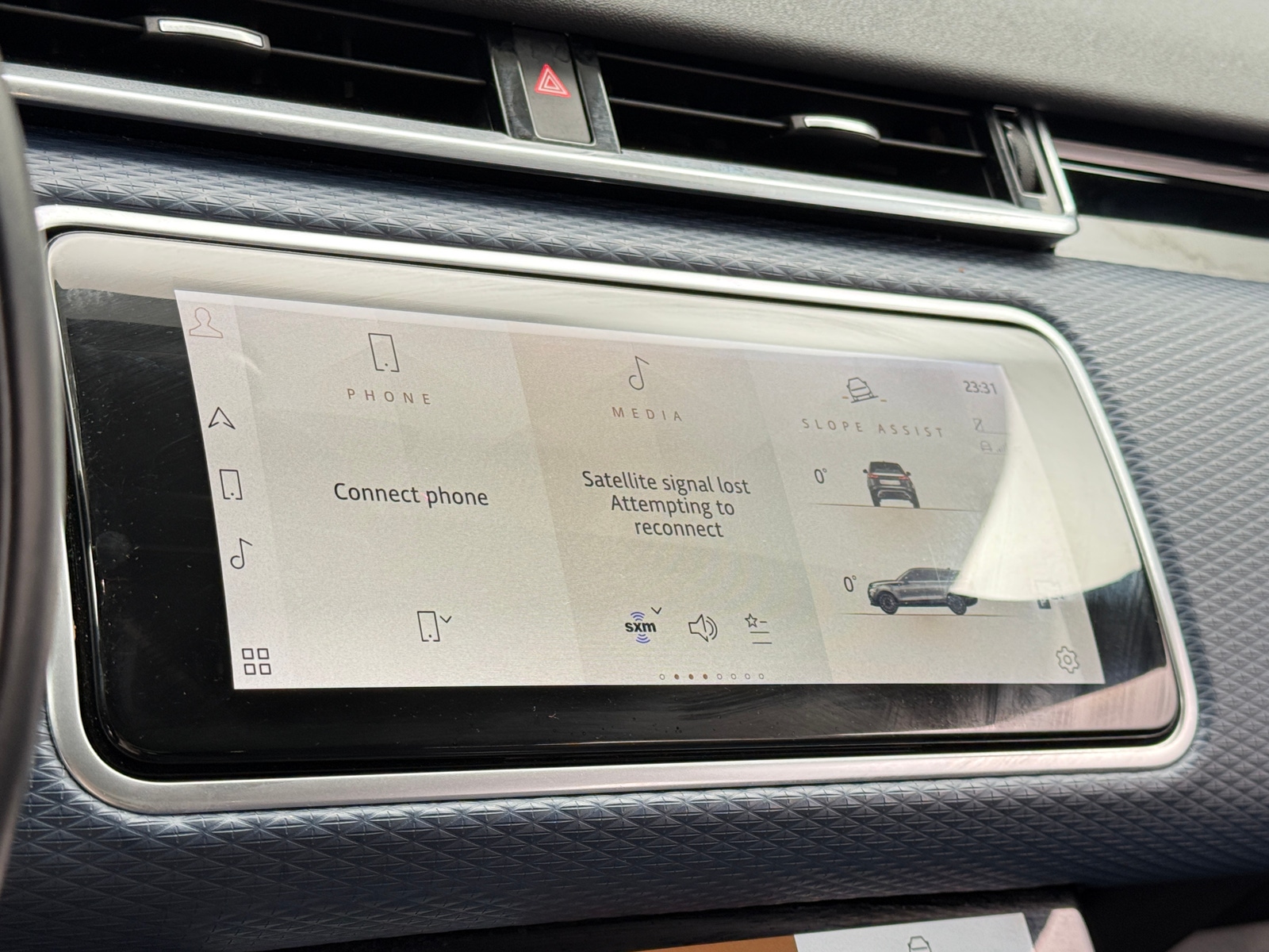 Thumbnail: 2023 Land Rover Range Rover Velar - 3