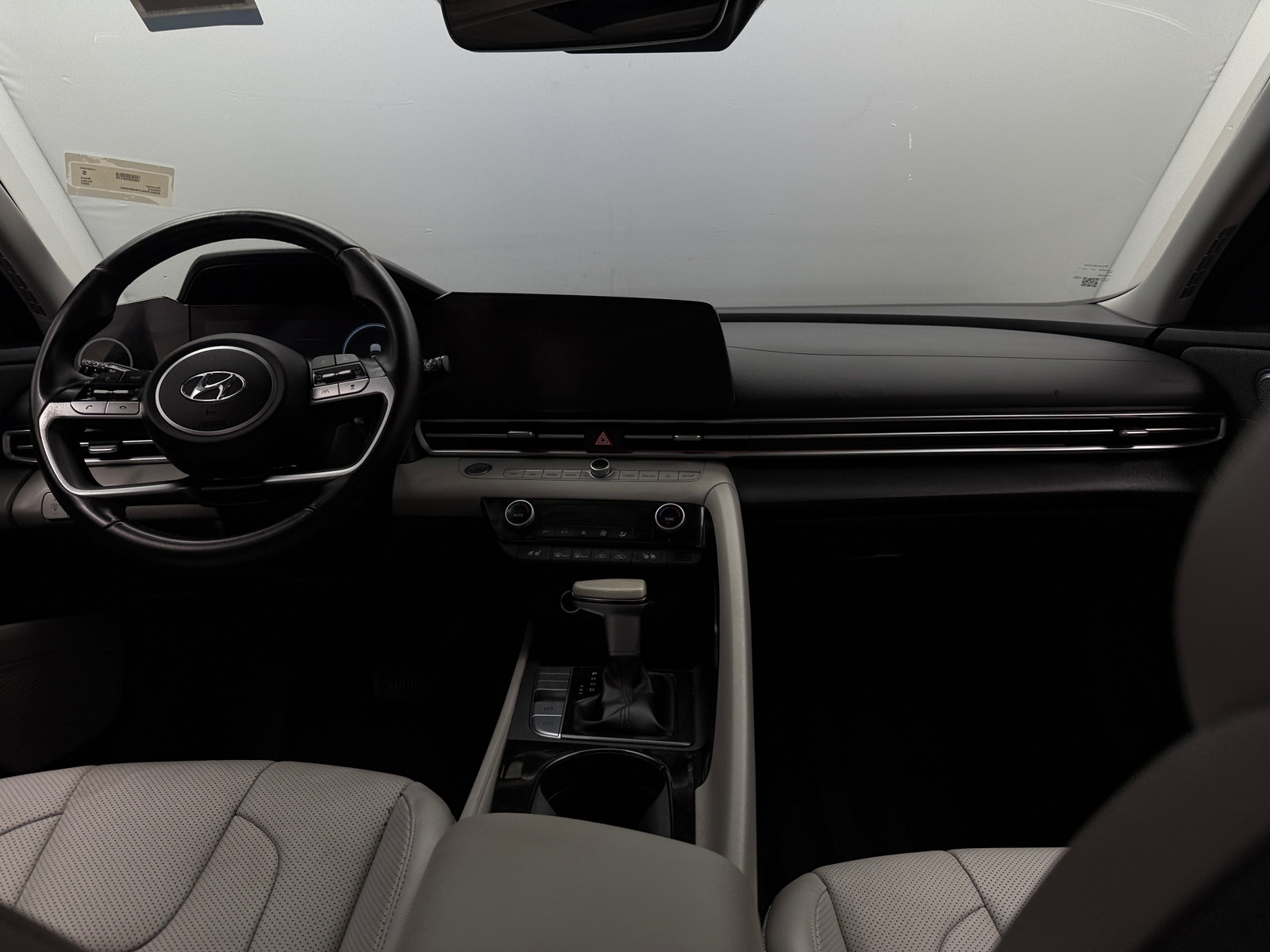 Thumbnail: 2022 Hyundai Elantra - 2