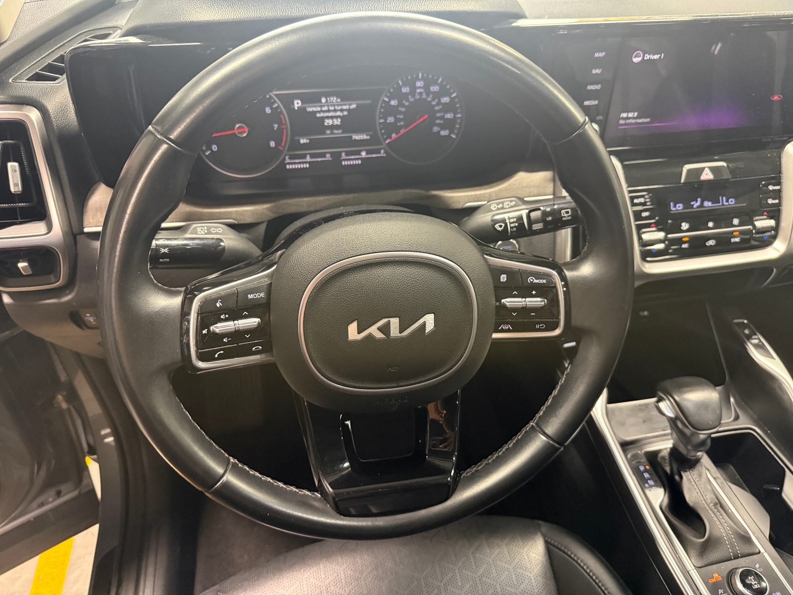 Thumbnail: 2022 Kia Sorento - 4